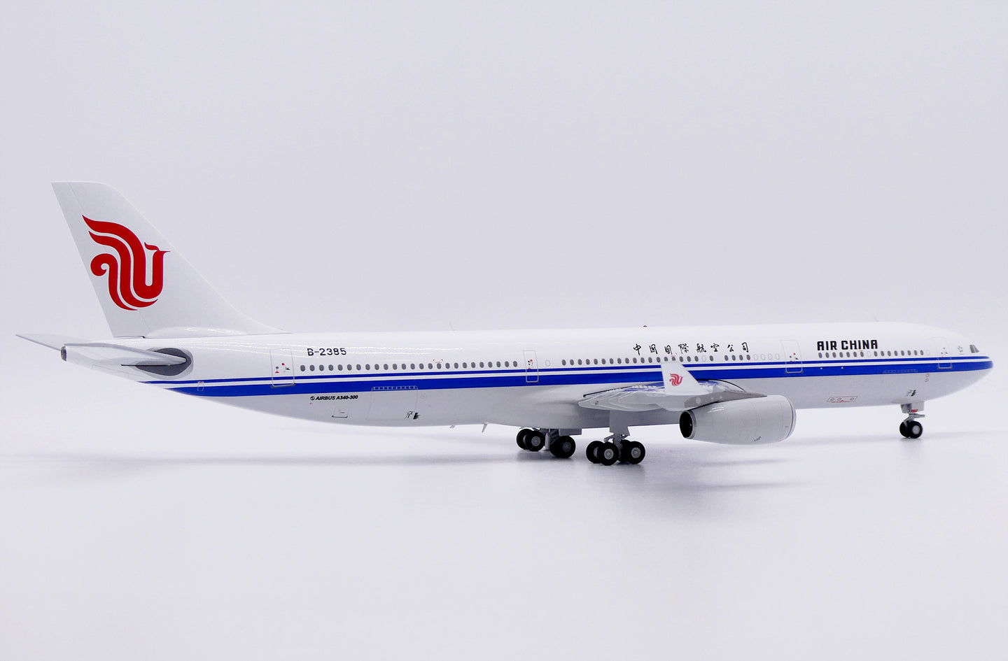 JC WINGS A340-300 AIR CHINA REG: B-2385