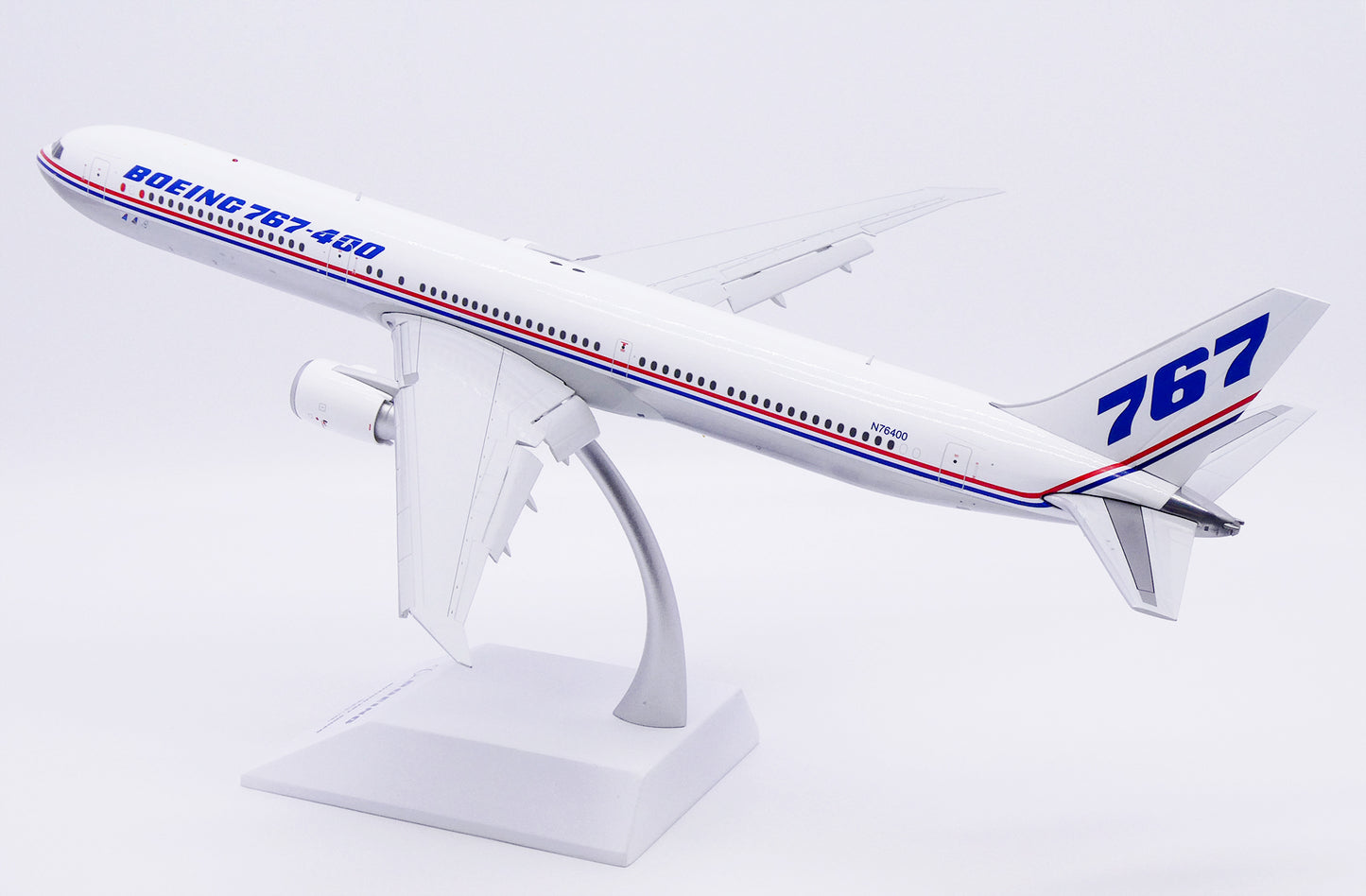 JC WINGS B767-400ER HOUSE COLOURS (POLISHED) (FLAPS DOWN) REG: N76400