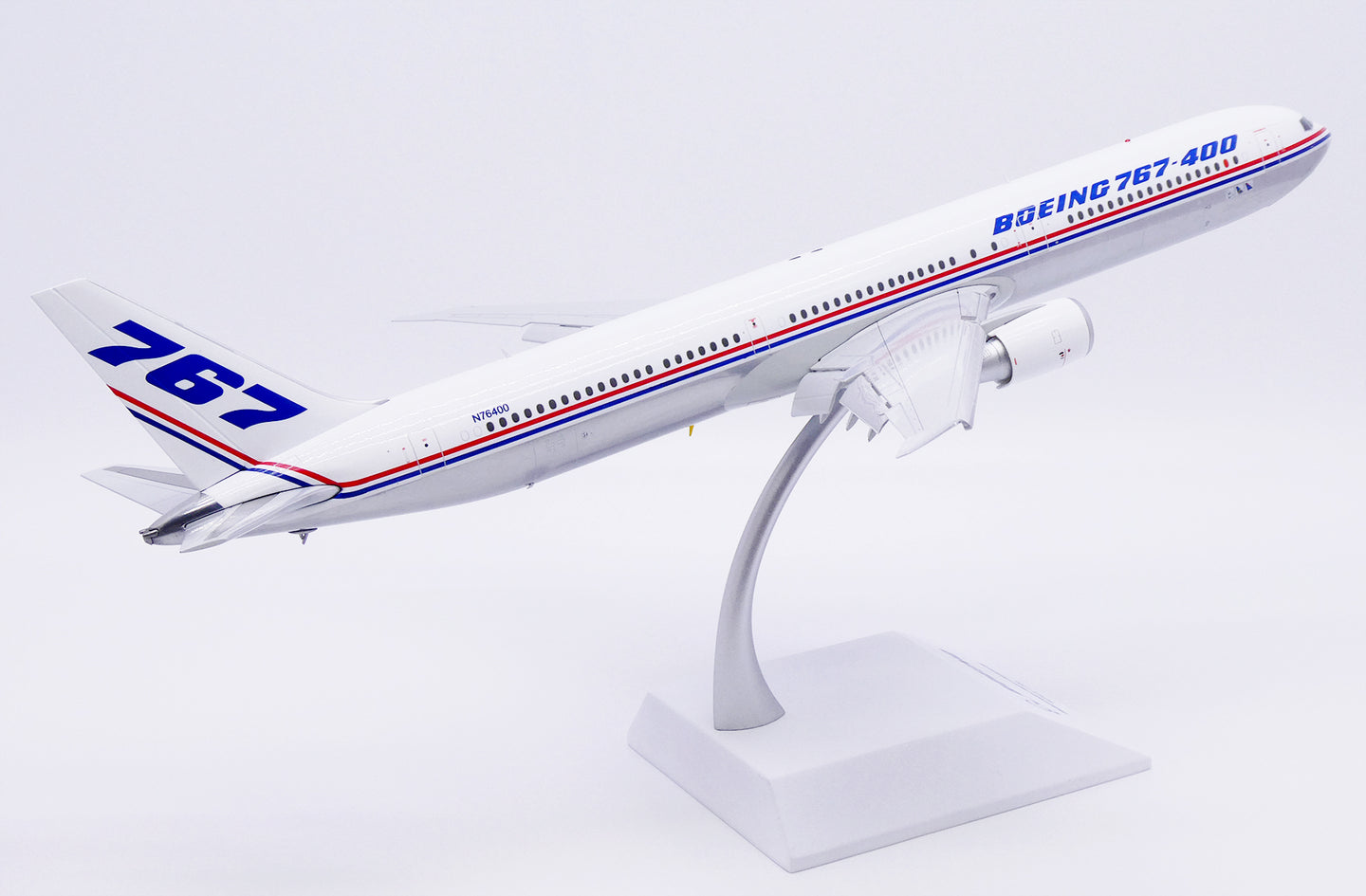 JC WINGS B767-400ER HOUSE COLOURS (POLISHED) (FLAPS DOWN) REG: N76400