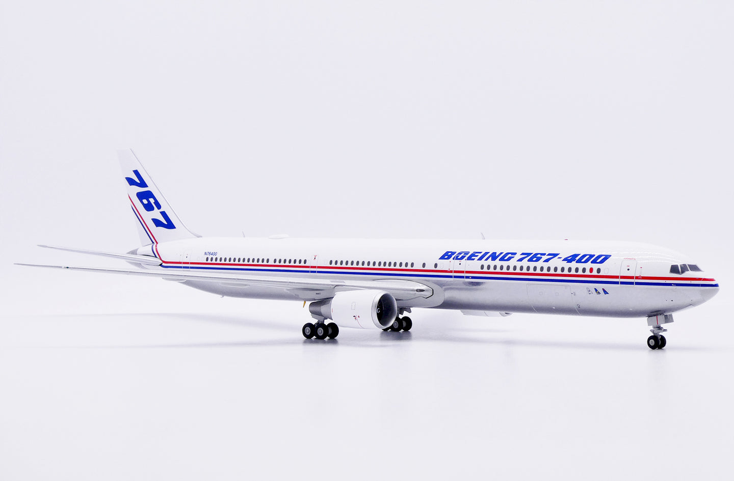 JC WINGS B767-400ER HOUSE COLOURS (POLISHED) REG: N76400