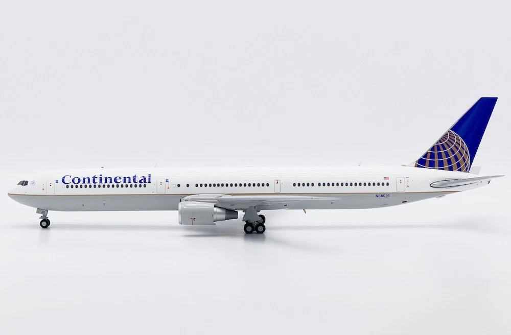 JC WINGS B767-400ER CONTINENTAL AIRLINES "SKYTEAM LOGO" NEW TOOLING REG: N66051