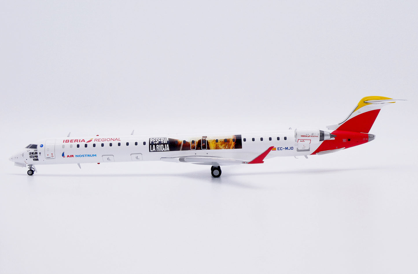 JC WINGS CRJ-1000ER IBERIA REGIONAL / AIR NOSTRUM "RESERVA LA RIOJA" REG: EC-MJO