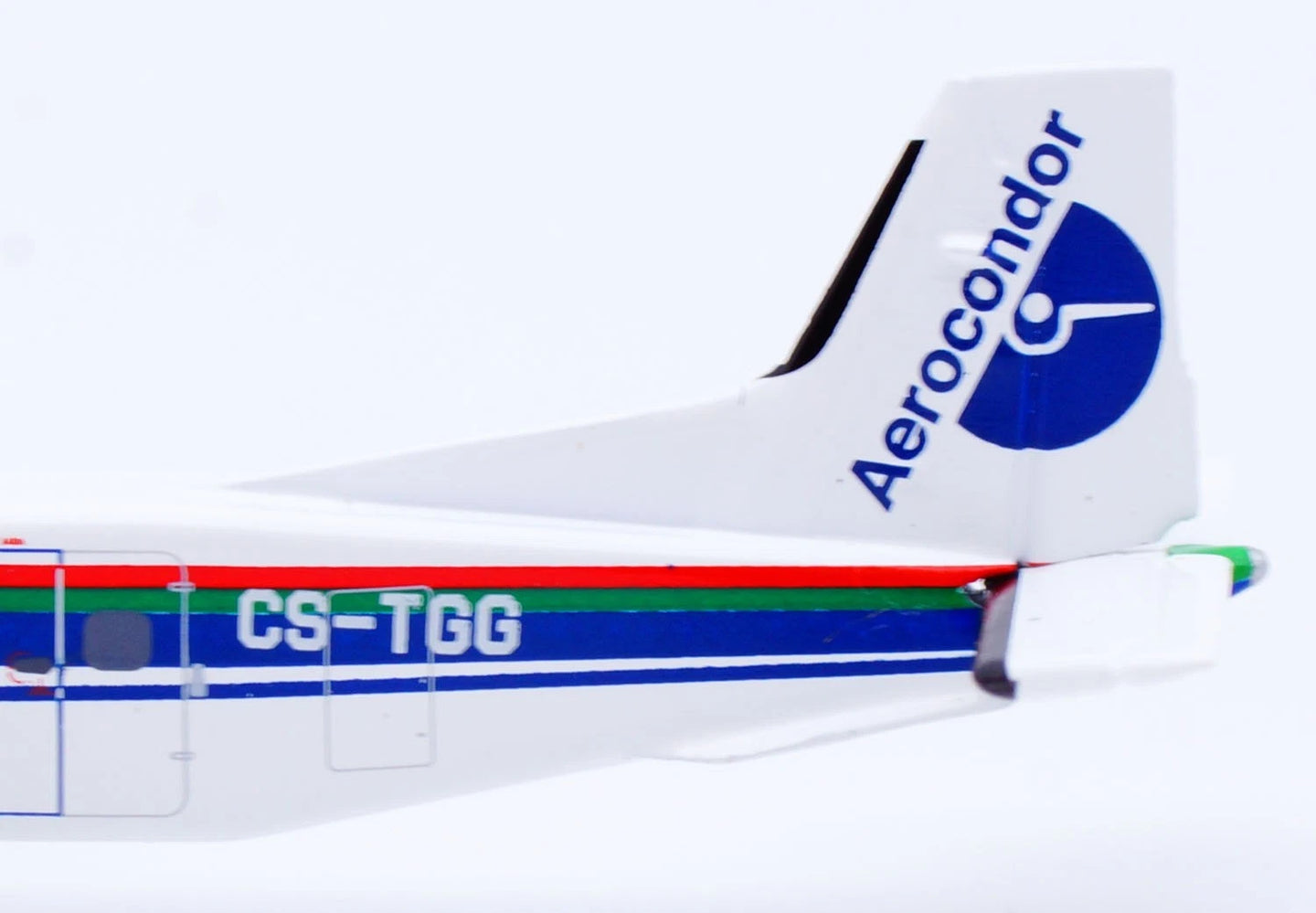 JC WINGS DO-228-200 AEROCONDOR (NEW TOOLING) REG: CS-TGG