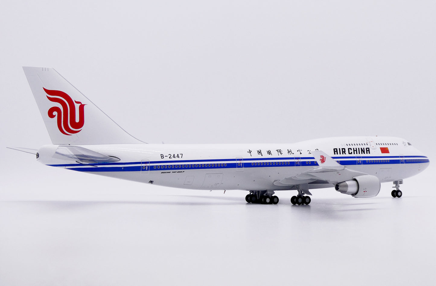 JC WINGS B747-400 AIR CHINA REG: B-2447