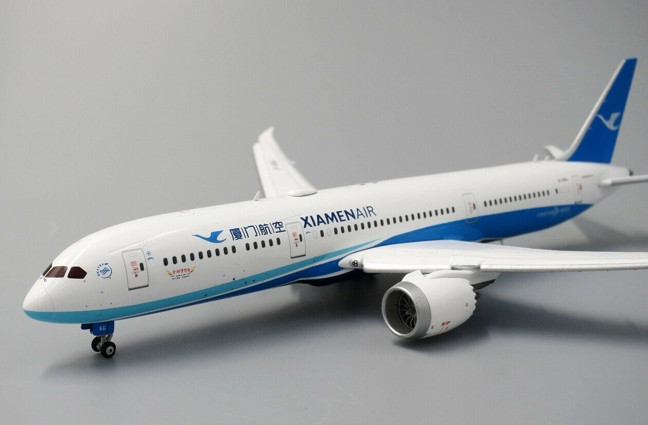 JC WINGS B787-9 XIAMEN AIRLINES (FLAP DOWN) REG: B-1566