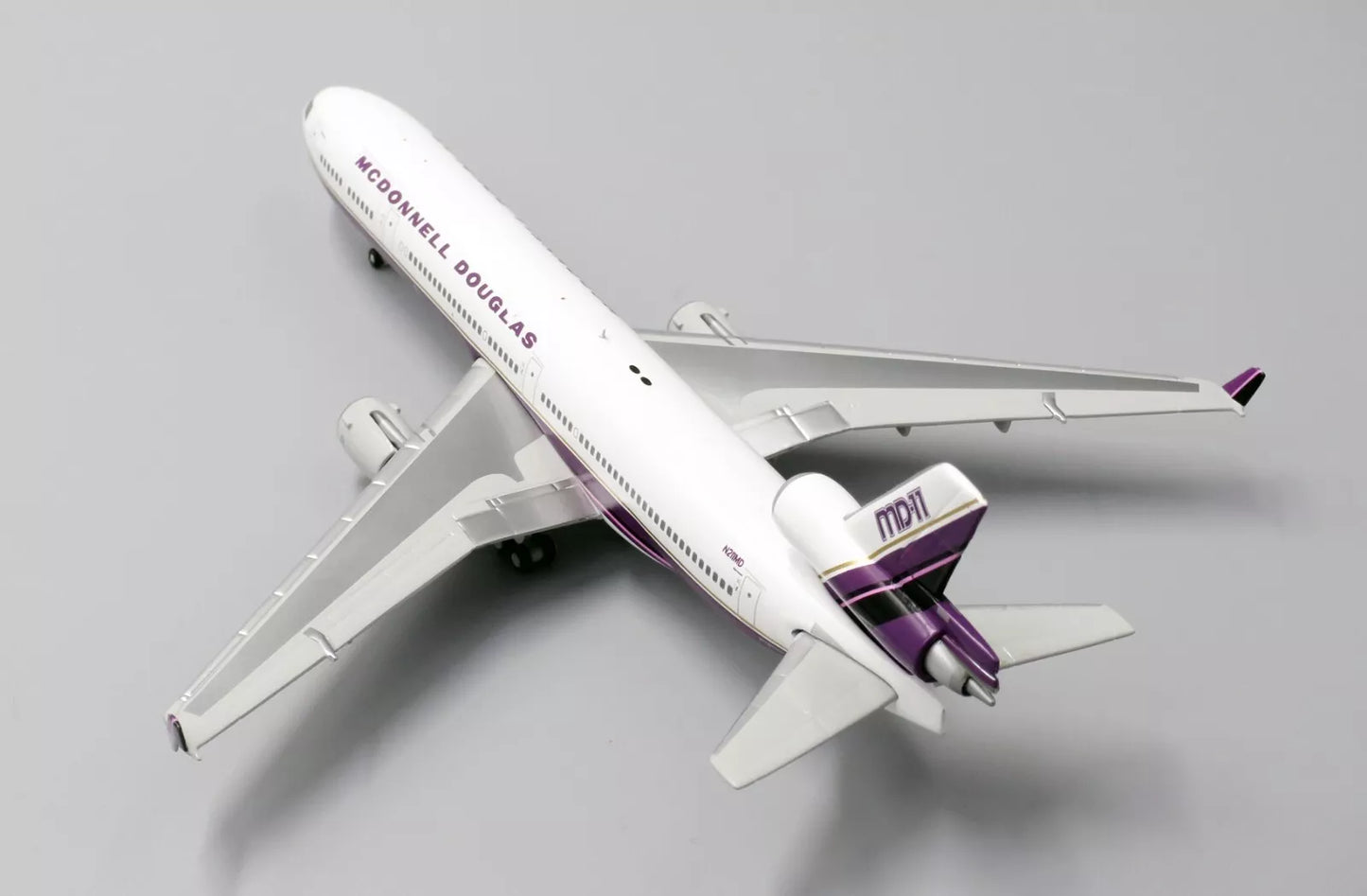 JC WINGS MD-11 HOUSE COLOUR REG: N211MD