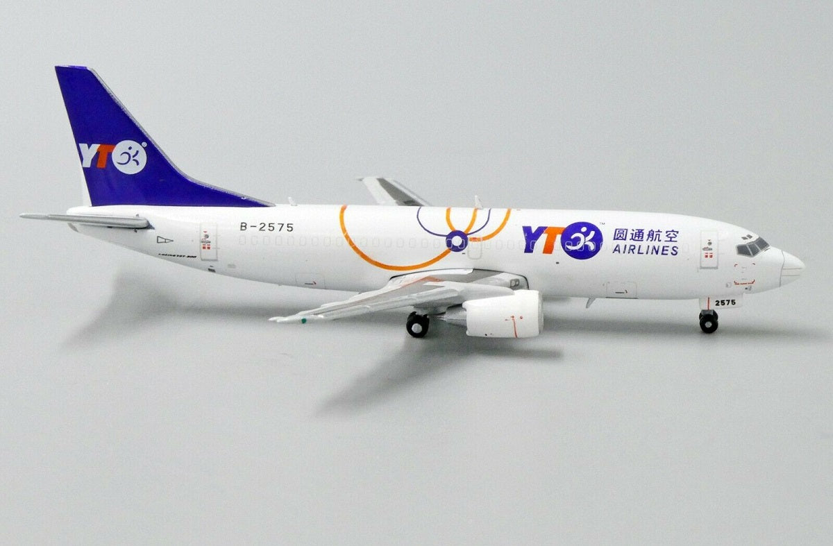 JCWINGS B737-300(SF) YTO CARGO REG: B-2575