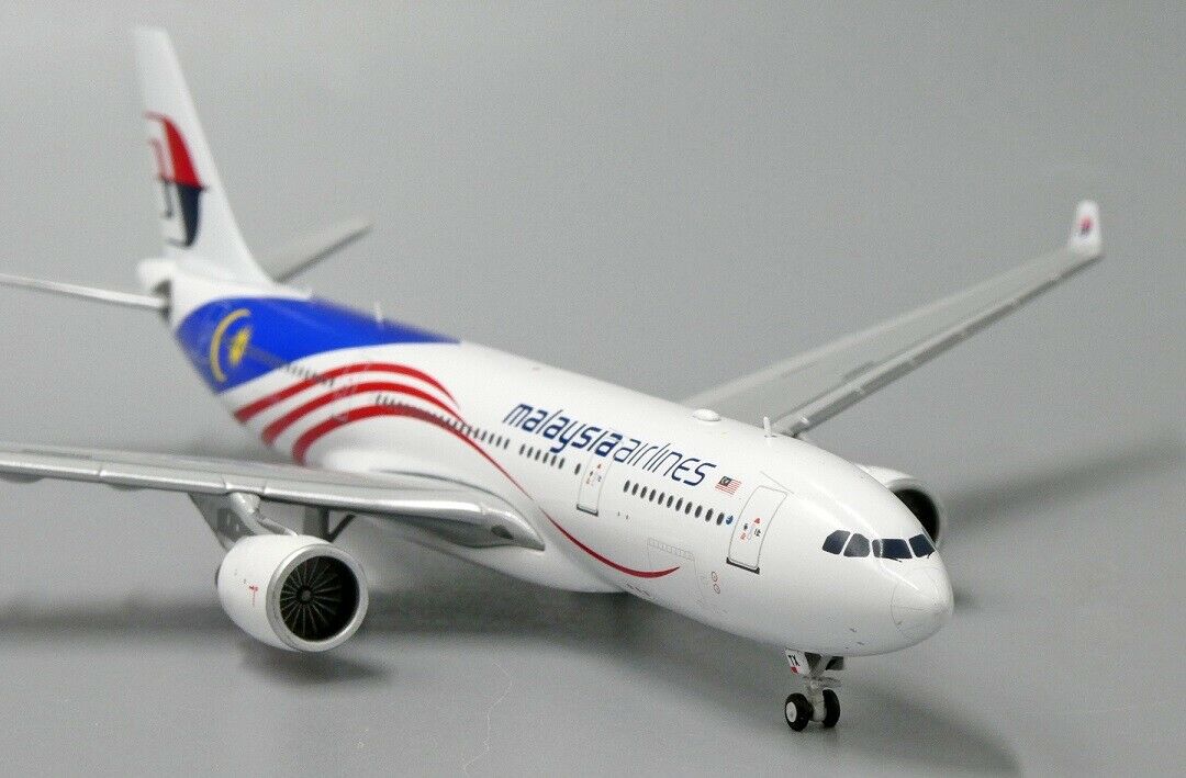 JC WINGS A330-200 MALAYSIA AIRLINES "NEGARAKU LIVERY" REG: 9M-MTX