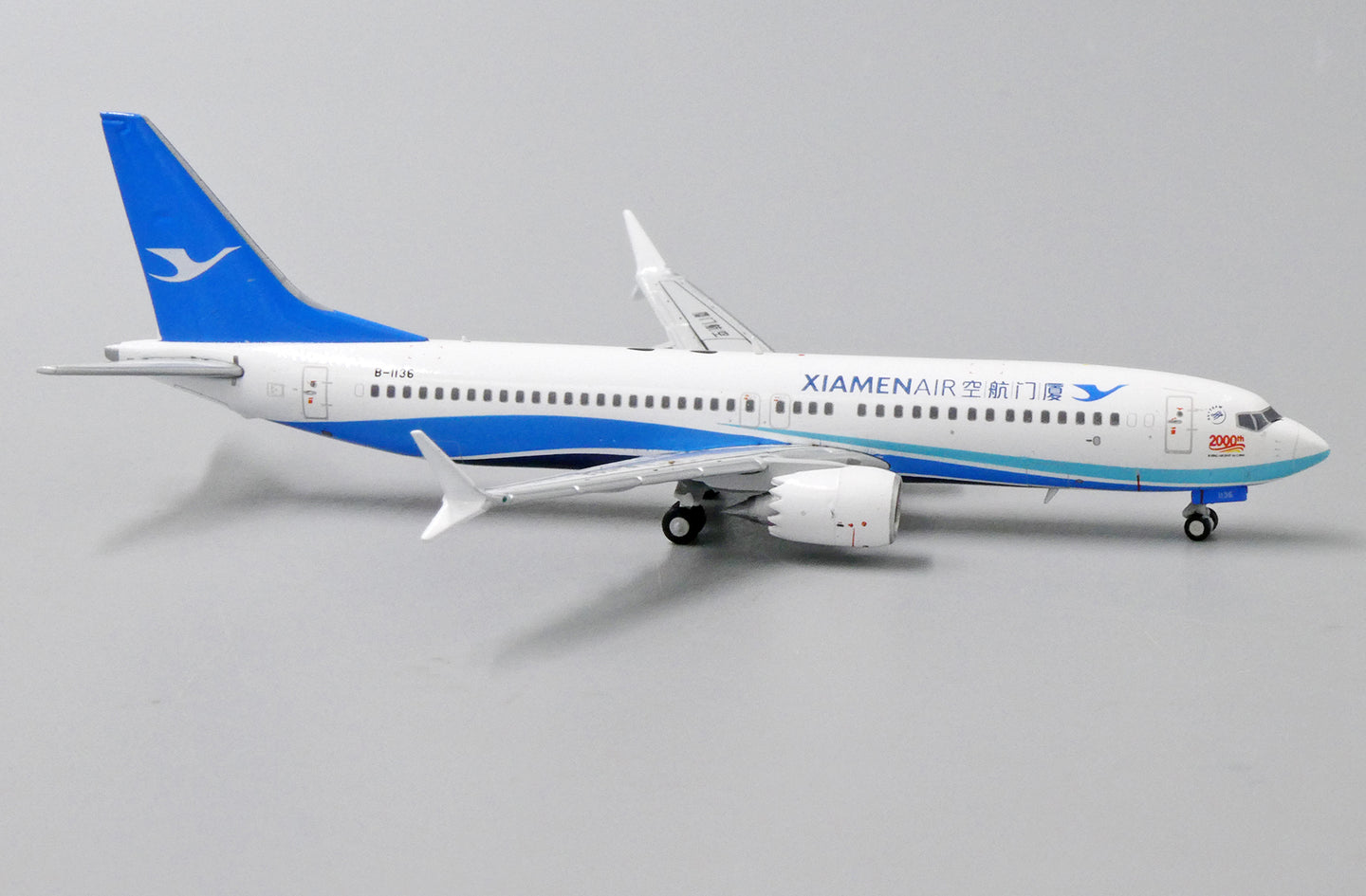 JCWINGS JXIAMEN AIRLINES B737-8 MAX REG: B-1136
