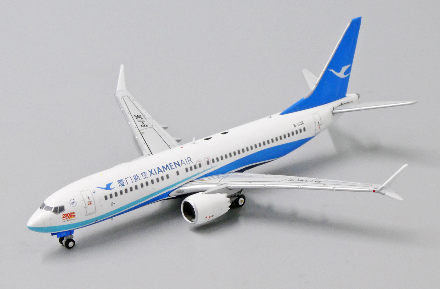 JCWINGS JXIAMEN AIRLINES B737-8 MAX REG: B-1136
