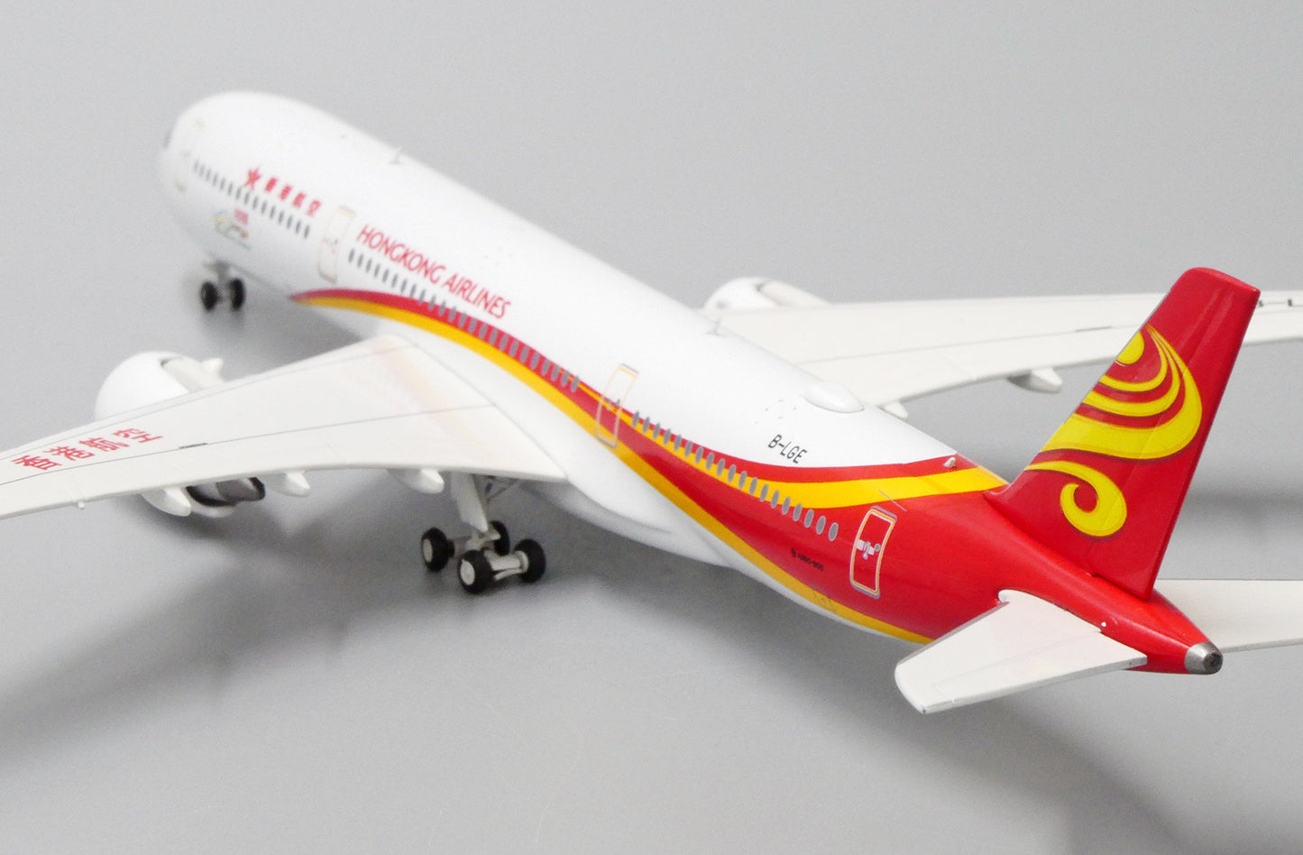 JC WINGS A350-900XWB HONG KONG AIRLINES REG: B-LGE