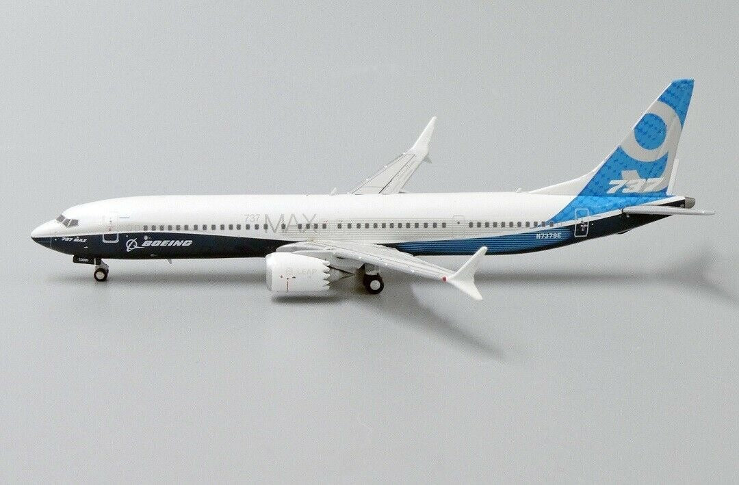 JC WINGS B737-9 HOUSE COLOUR REG: N7379E