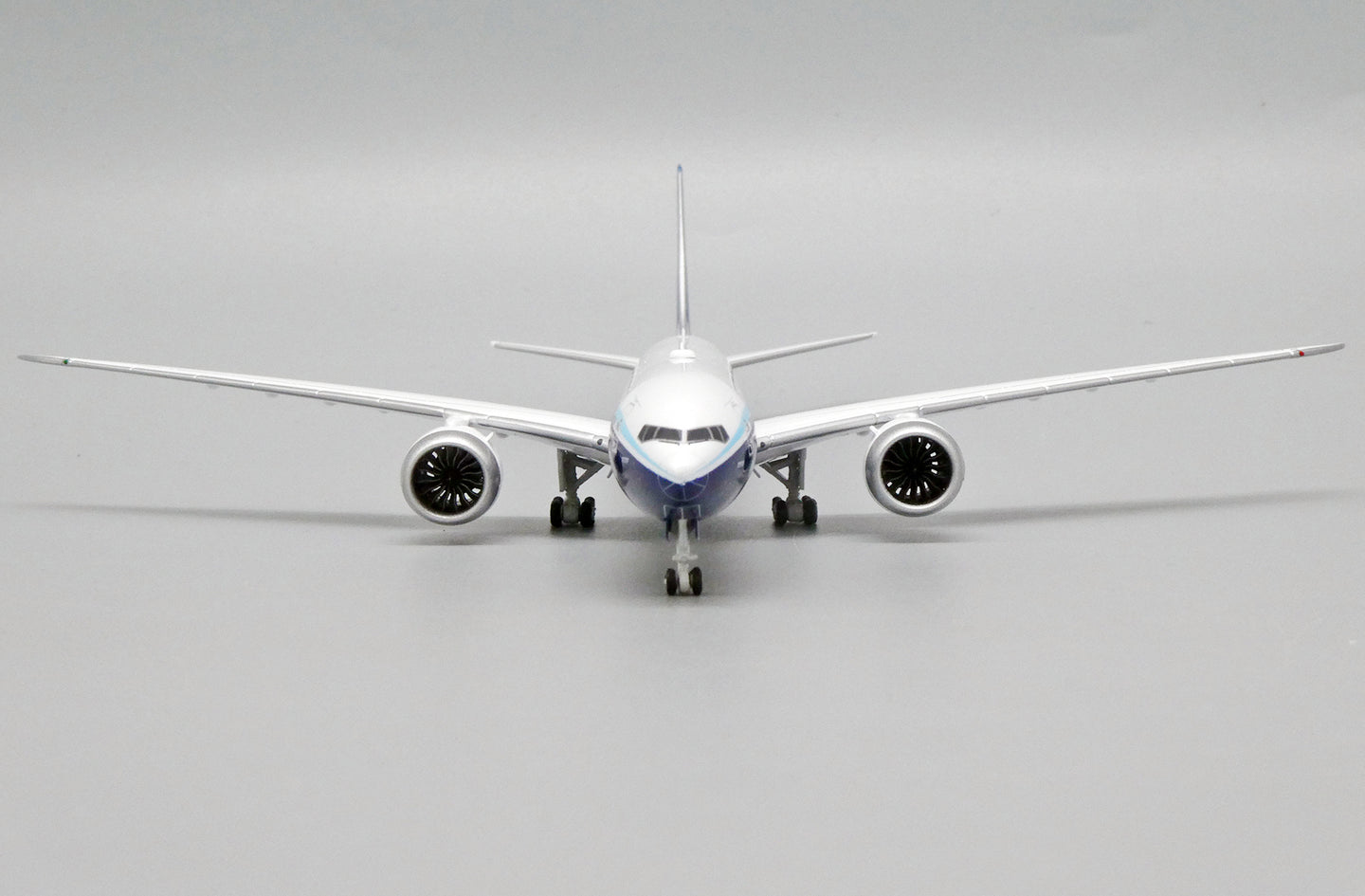 JCWINGS B777-9X BOEING COMPANY (HOUSE COLOR) REG: N779XX