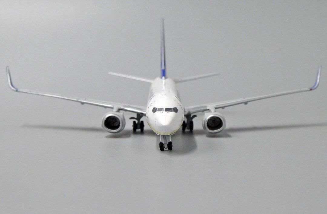 JC WINGS B737 CHINA POSTAL AIRLINES REG: B-5157