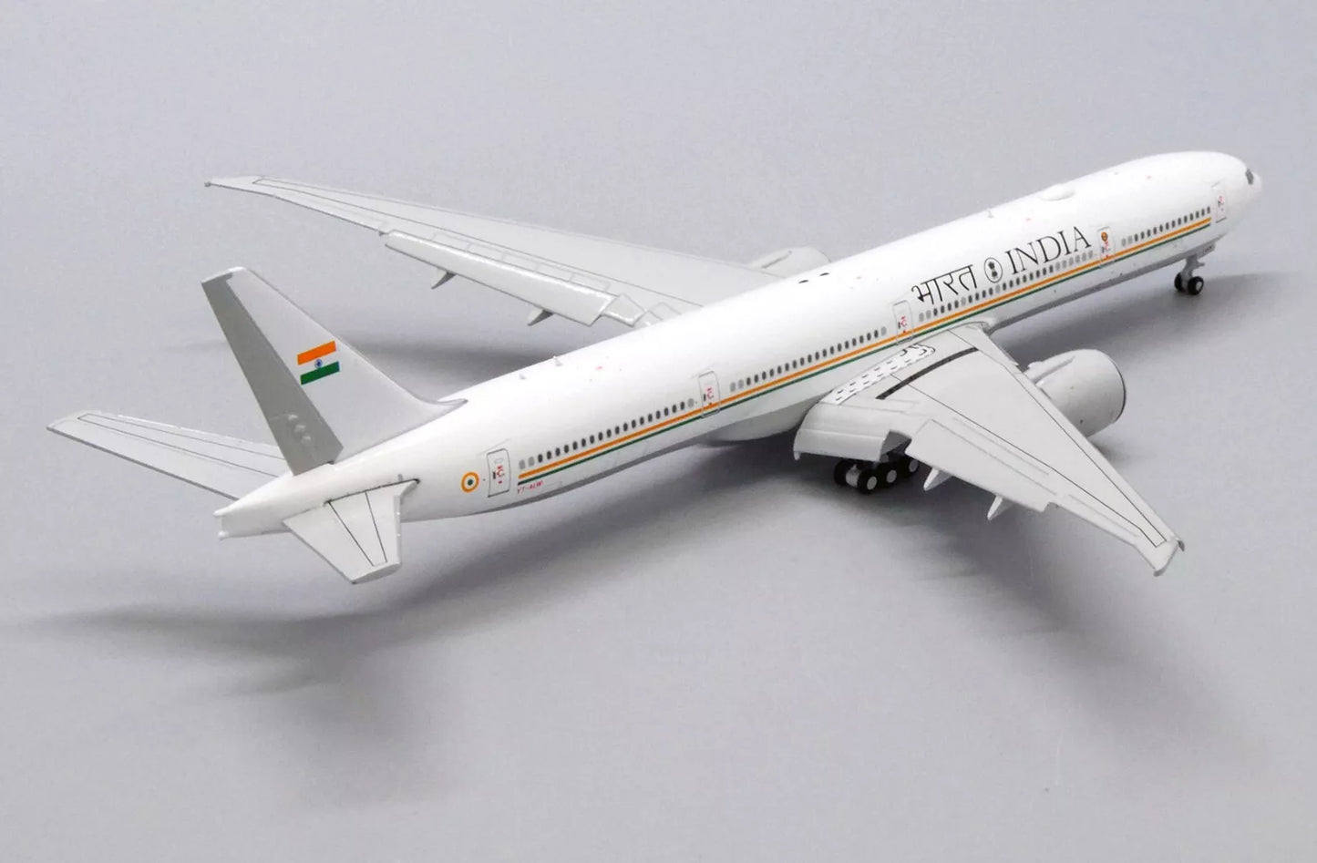 JCWINGS B777-300ER INDIAN GOVERNMENT (FLAPS DOWN) REG: VT-ALW