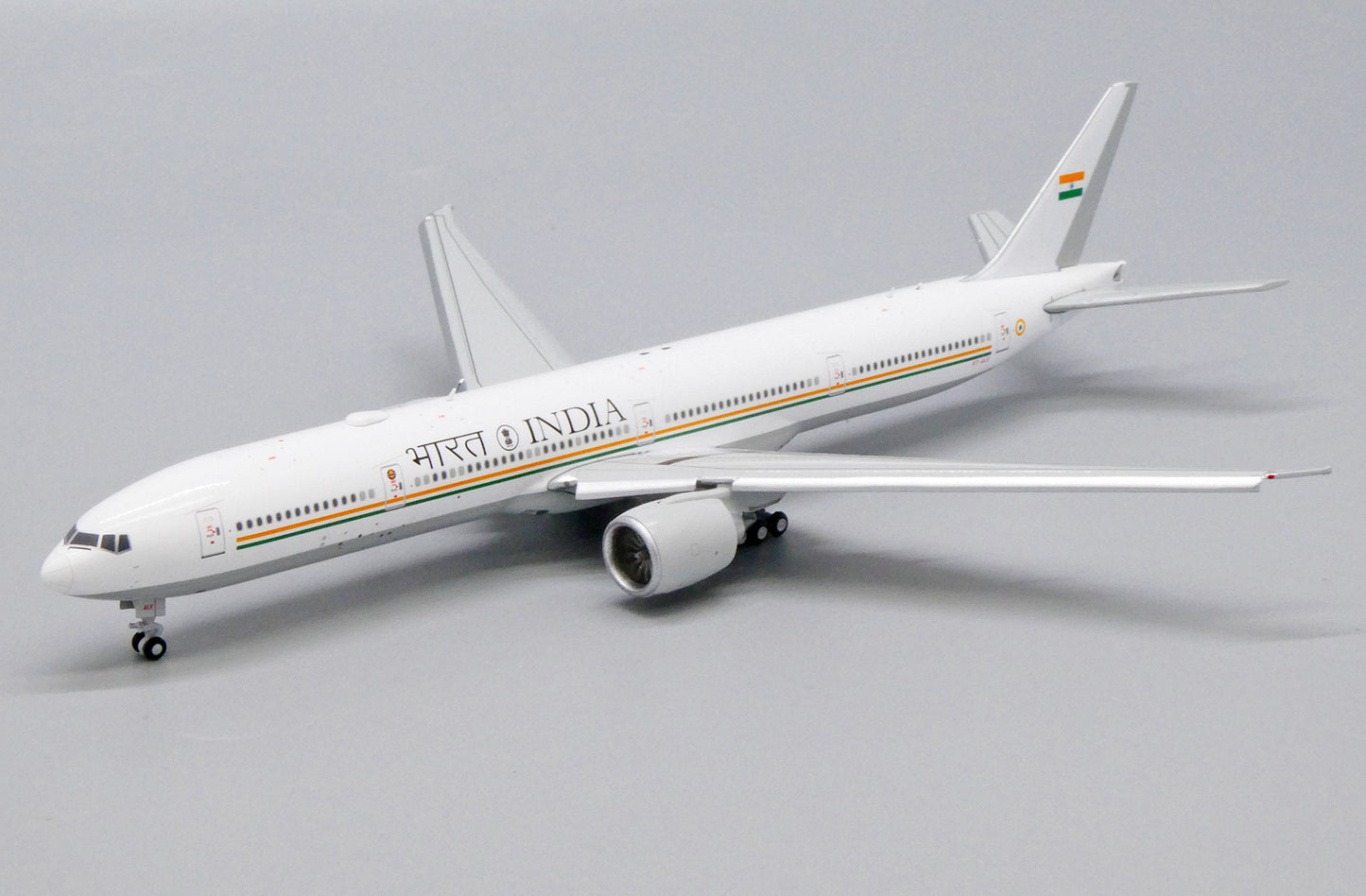 JC WINGS B777-300ER GOVERNMENT OF INDIA (FLAPS DOWN) REG: VT-ALV