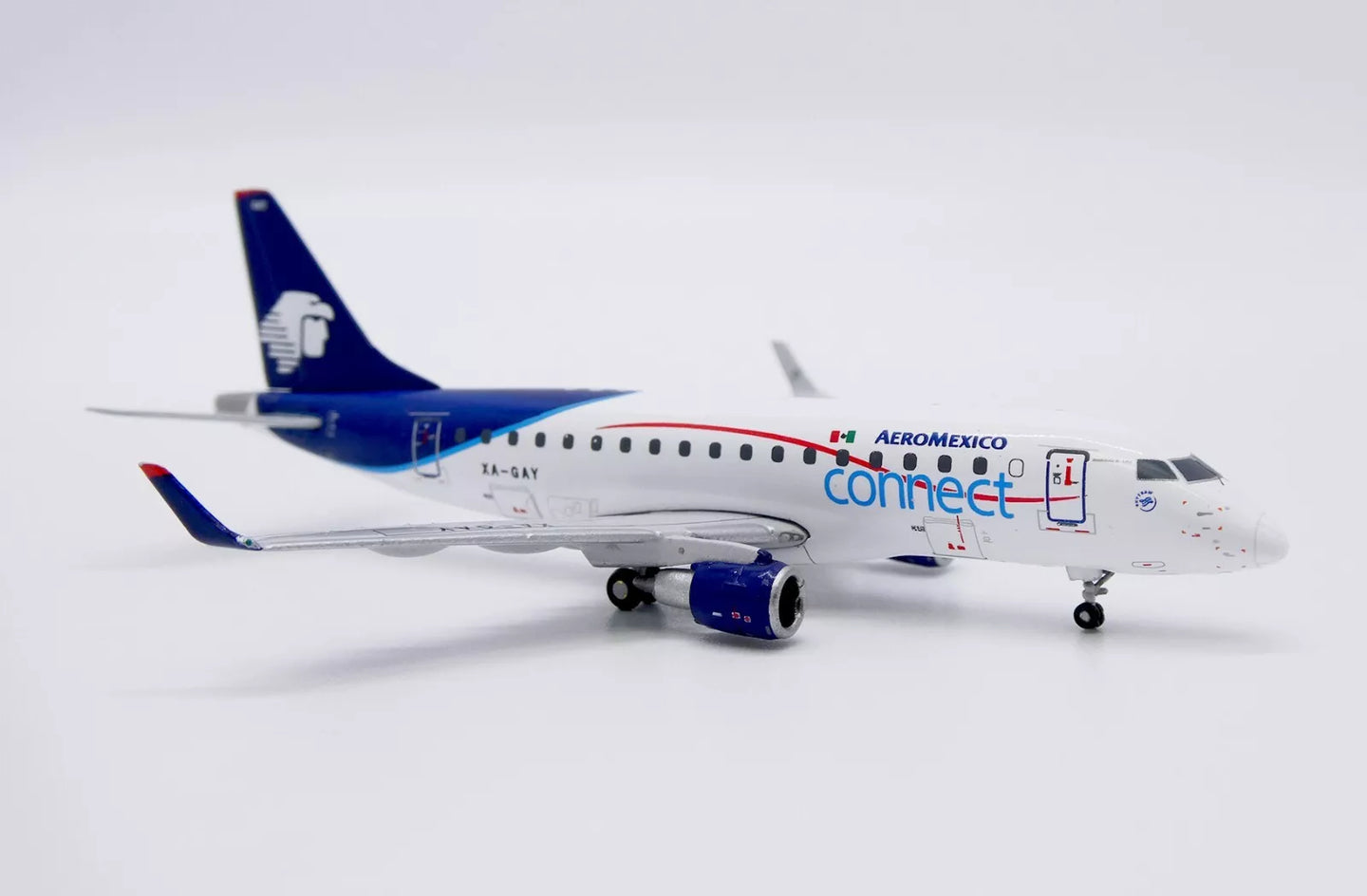 JC WINGS ERJ-170LR AEROMEXICO CONNECT REG: XA-GAY