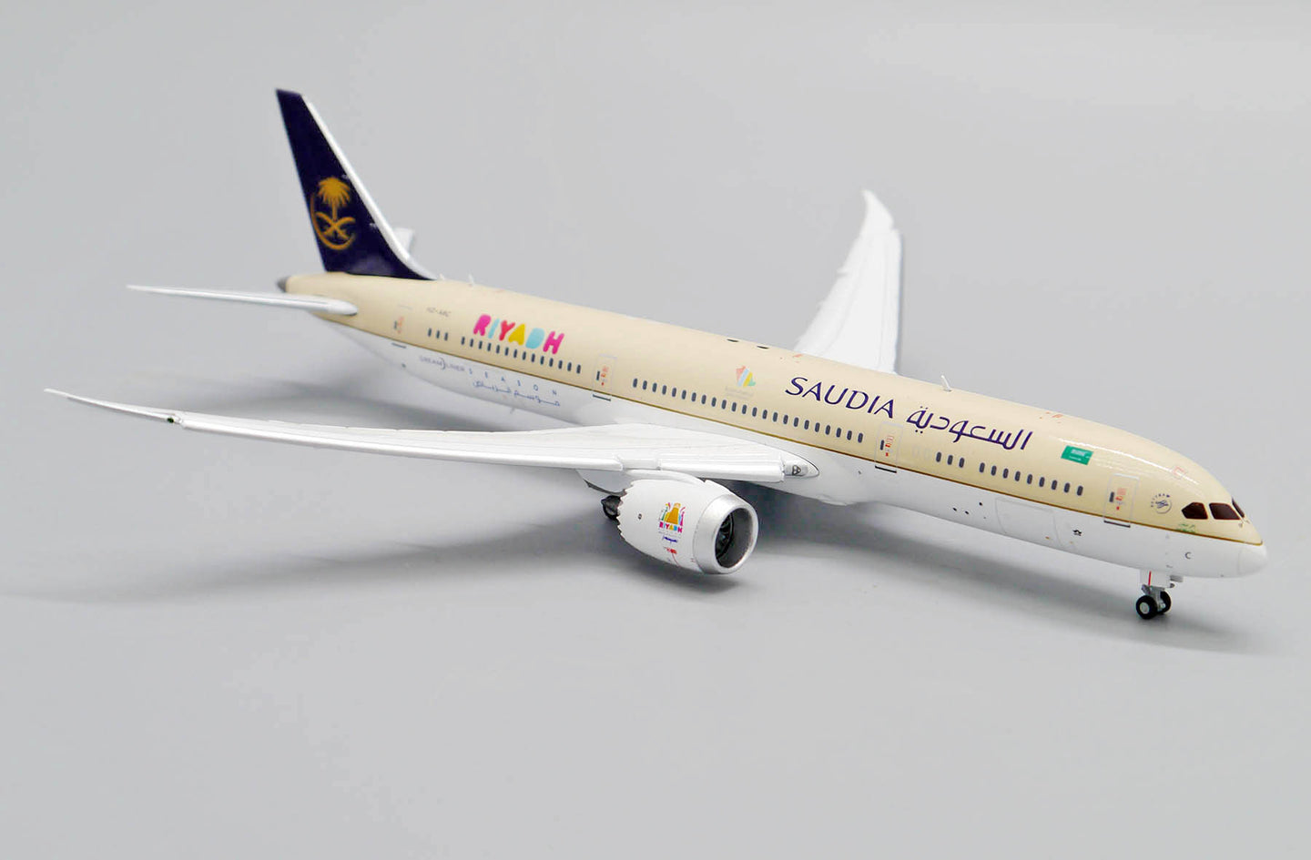 JCWINGS B787-9 SAUDI ARABIAN AIRLINES FLAP DOWN REG: HZ-ARC