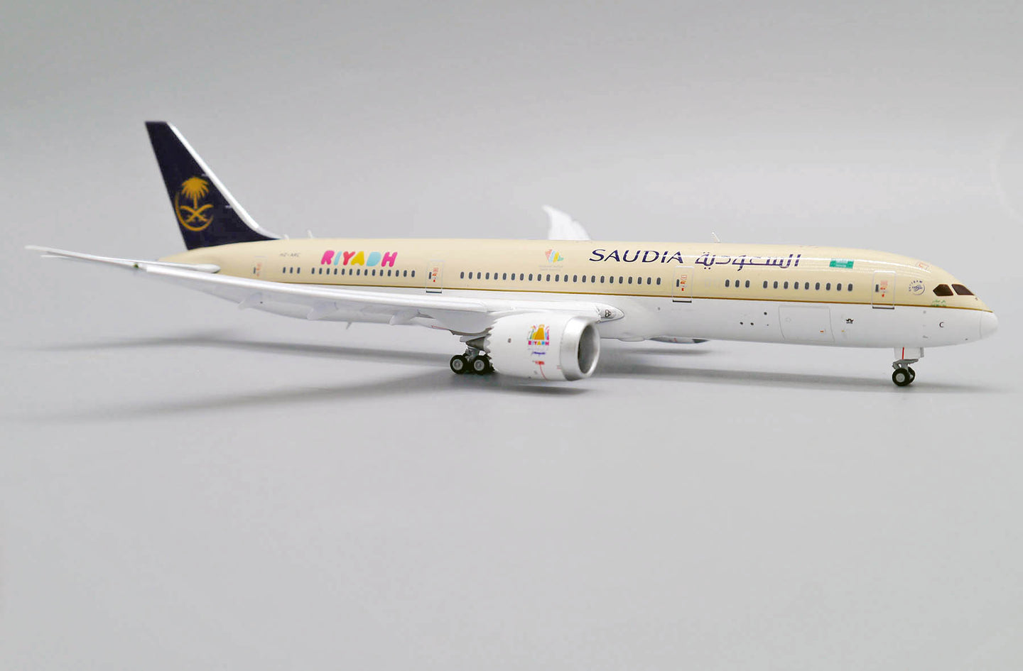 JCWINGS B787-9 SAUDI ARABIAN AIRLINES FLAP DOWN REG: HZ-ARC