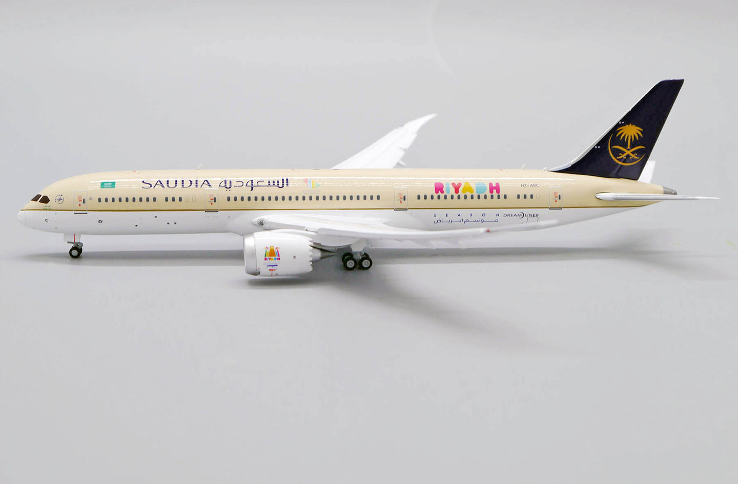 JCWINGS B787-9 SAUDI ARABIAN AIRLINES FLAP DOWN REG: HZ-ARC