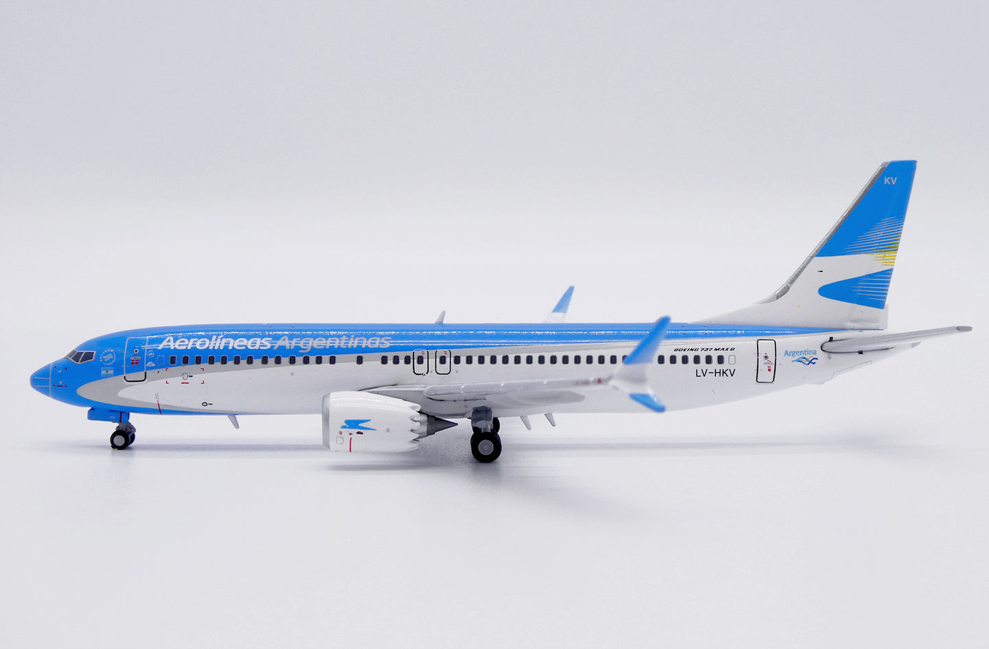 JC WINGS B737 MAX 8 AEROLINEAS ARGENTINAS REG: LV-HKV