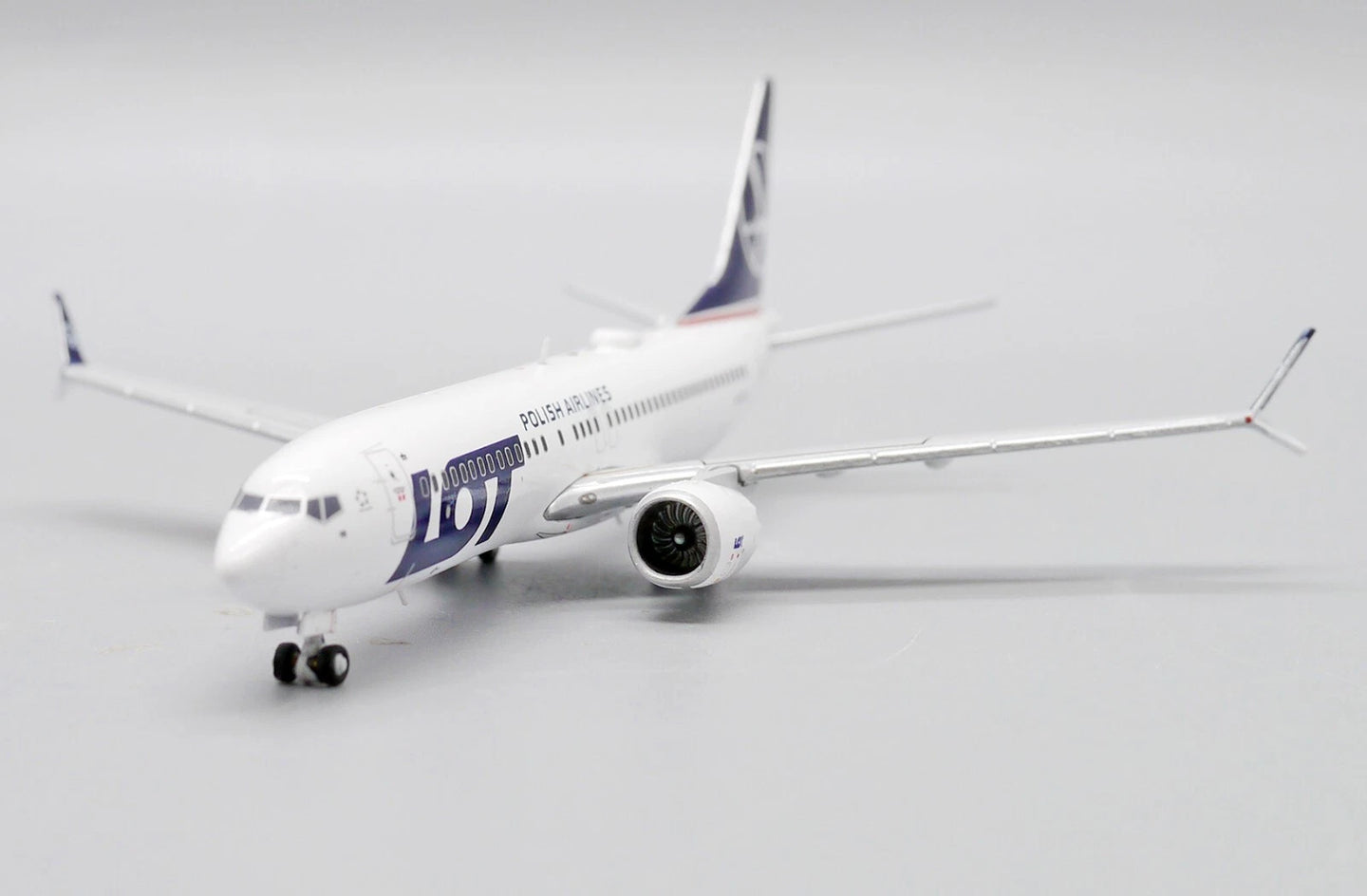 JC WINGS B737 MAX 8 LOT POLISH AIRLINES REG: SP-LVB