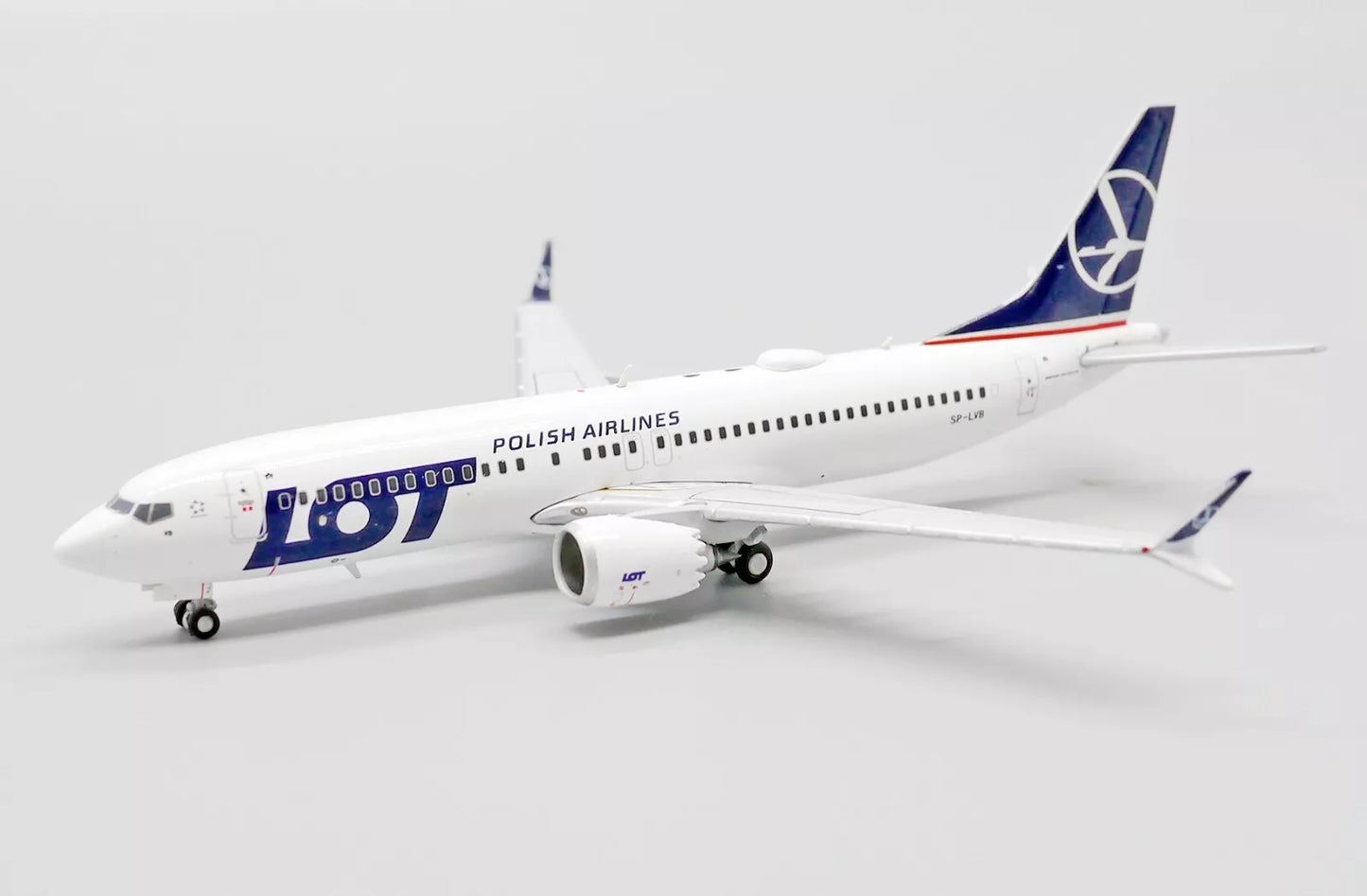 JC WINGS B737 MAX 8 LOT POLISH AIRLINES REG: SP-LVB