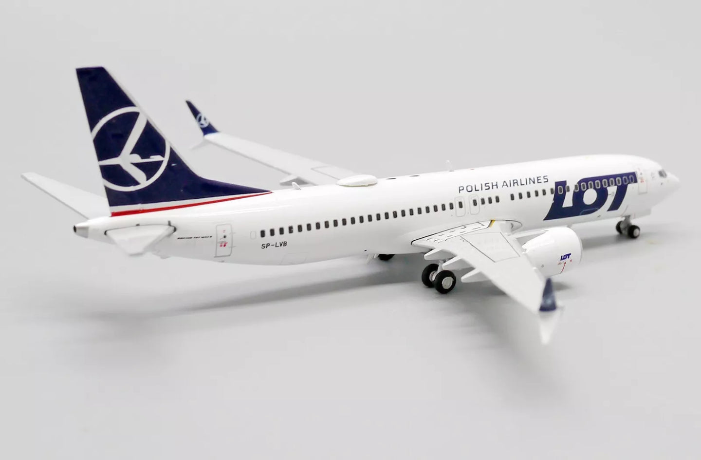 JC WINGS B737 MAX 8 LOT POLISH AIRLINES REG: SP-LVB