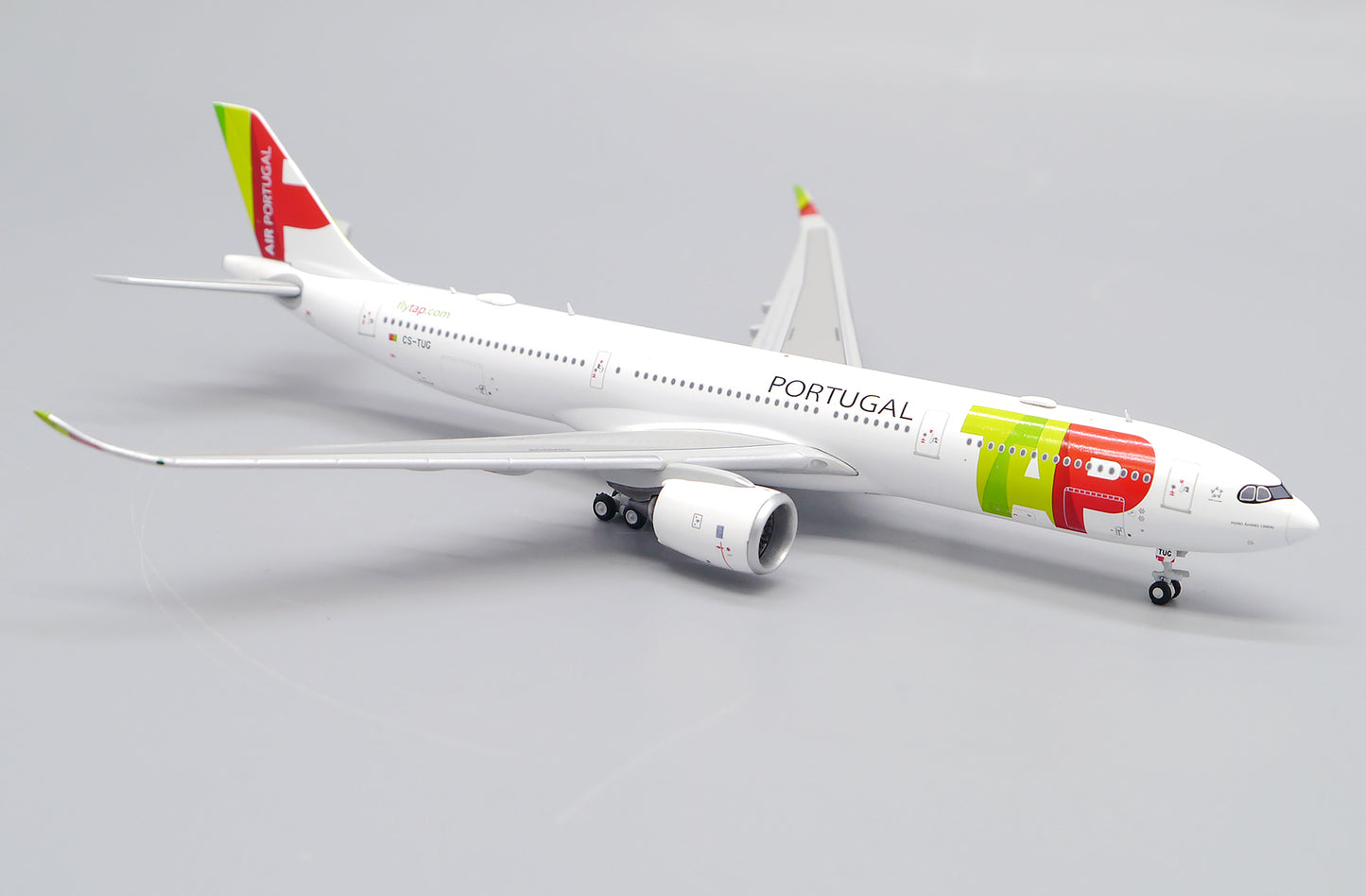 JC WINGS A330-900NEO TAP AIR PORTUGAL REG: CS-TUG