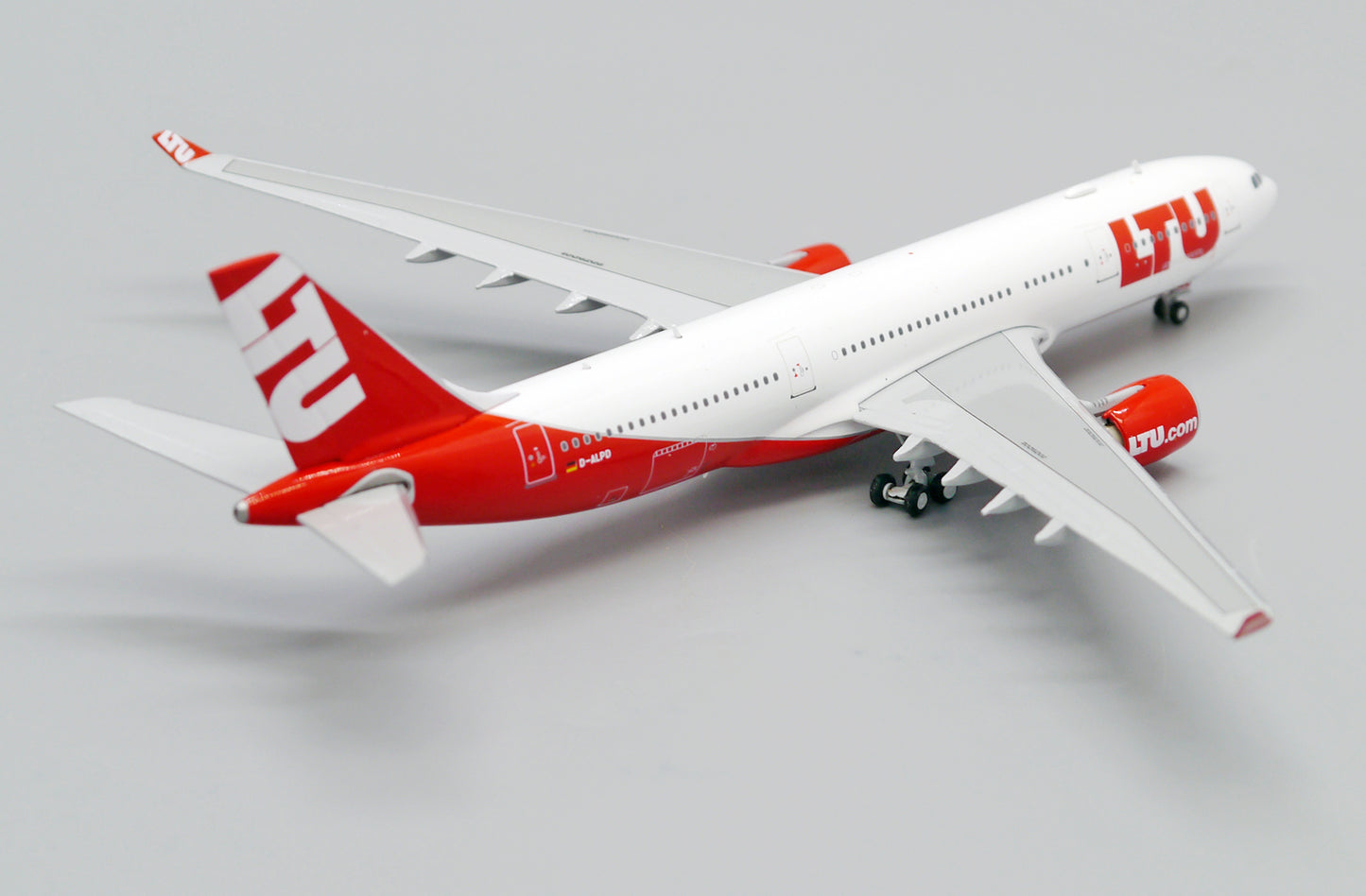 JCWINGS A330-200 LTU REG: D-ALPD WITH ANTENNA