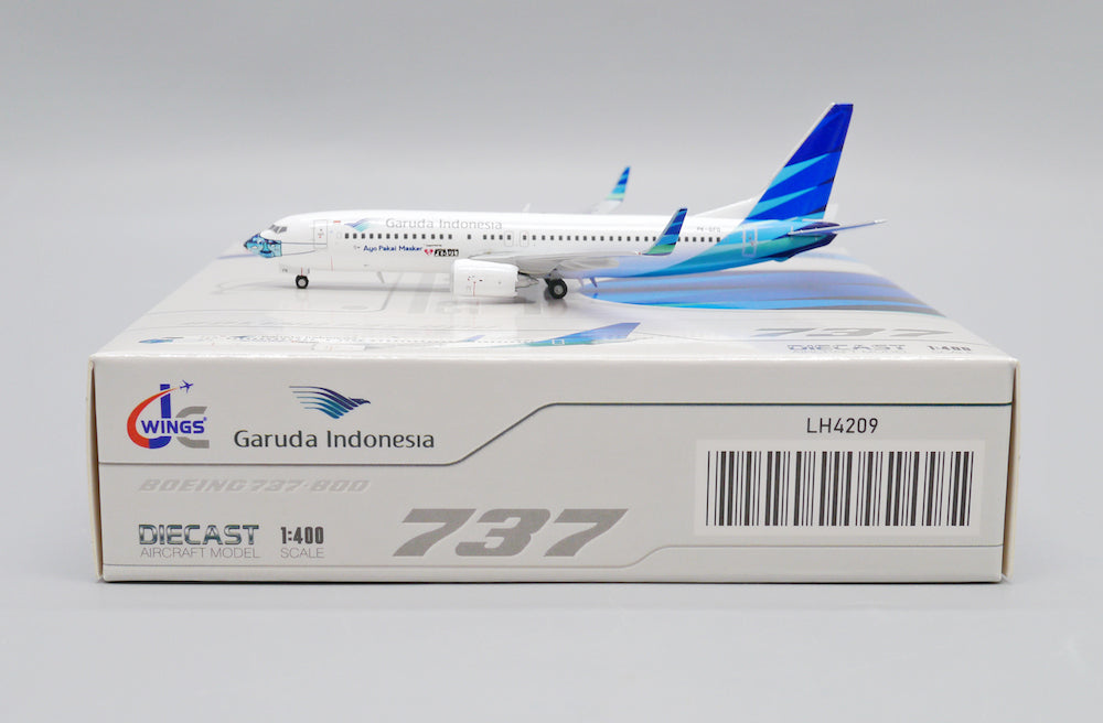 JC WINGS B737 GARUDA INDONESIA "AYO PAKAI MASKER" REG: PK-GFQ