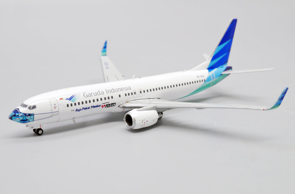 JC WINGS B737 GARUDA INDONESIA "AYO PAKAI MASKER" REG: PK-GFQ