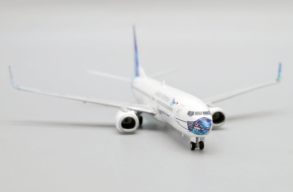 JC WINGS B737 GARUDA INDONESIA "AYO PAKAI MASKER" REG: PK-GFQ