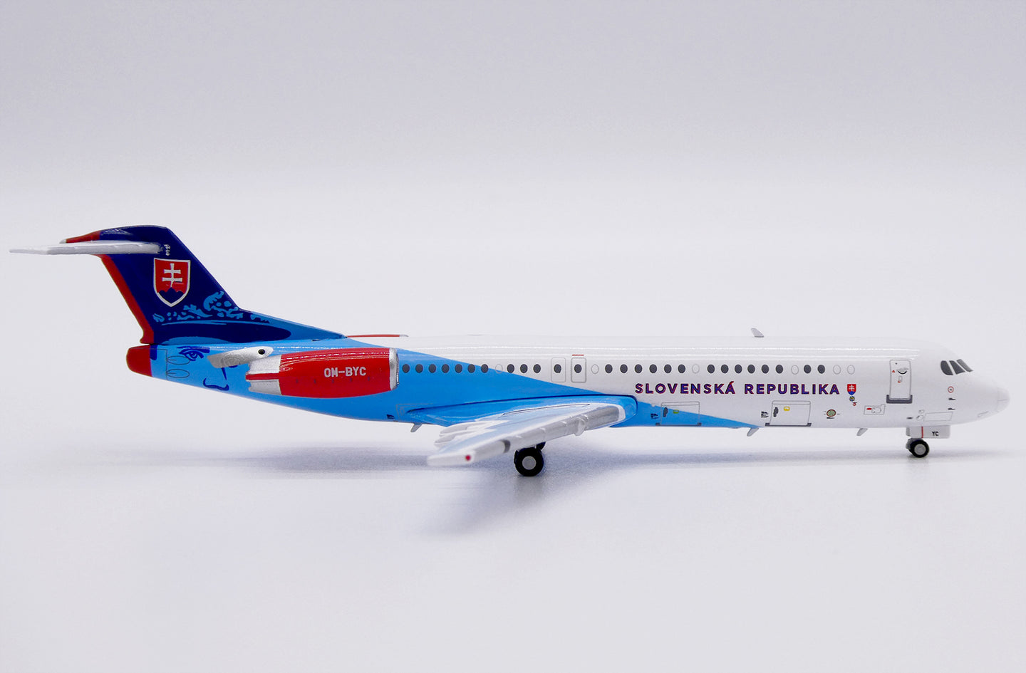 JC WINGS FOKKER 100 SLOVAKIAN GOVERNMENT FLYING SERVICE REG: OM-BYC
