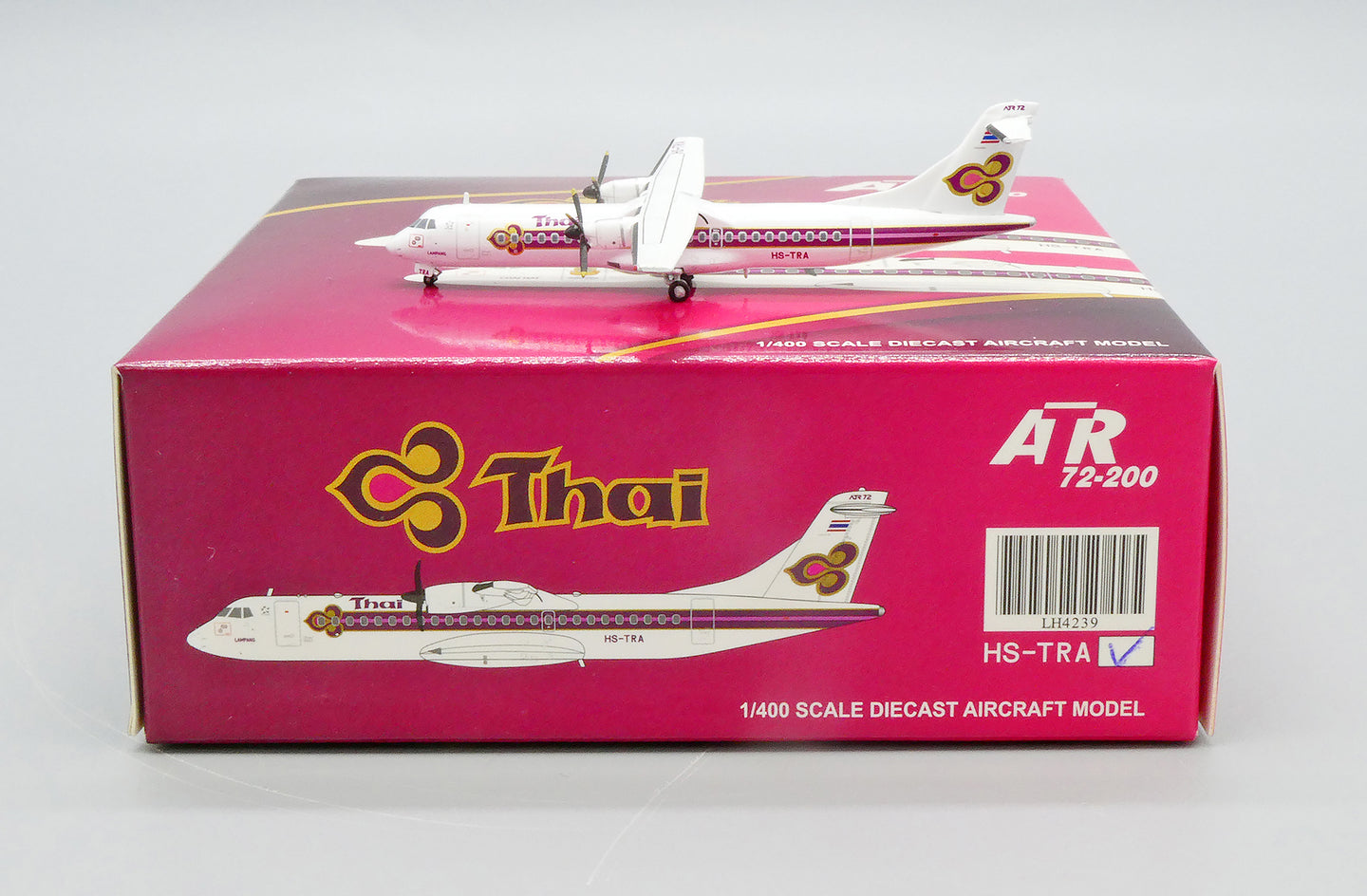 JC WINGS ATR72-200 THAI AIRWAYS OC REG: HS-TRA