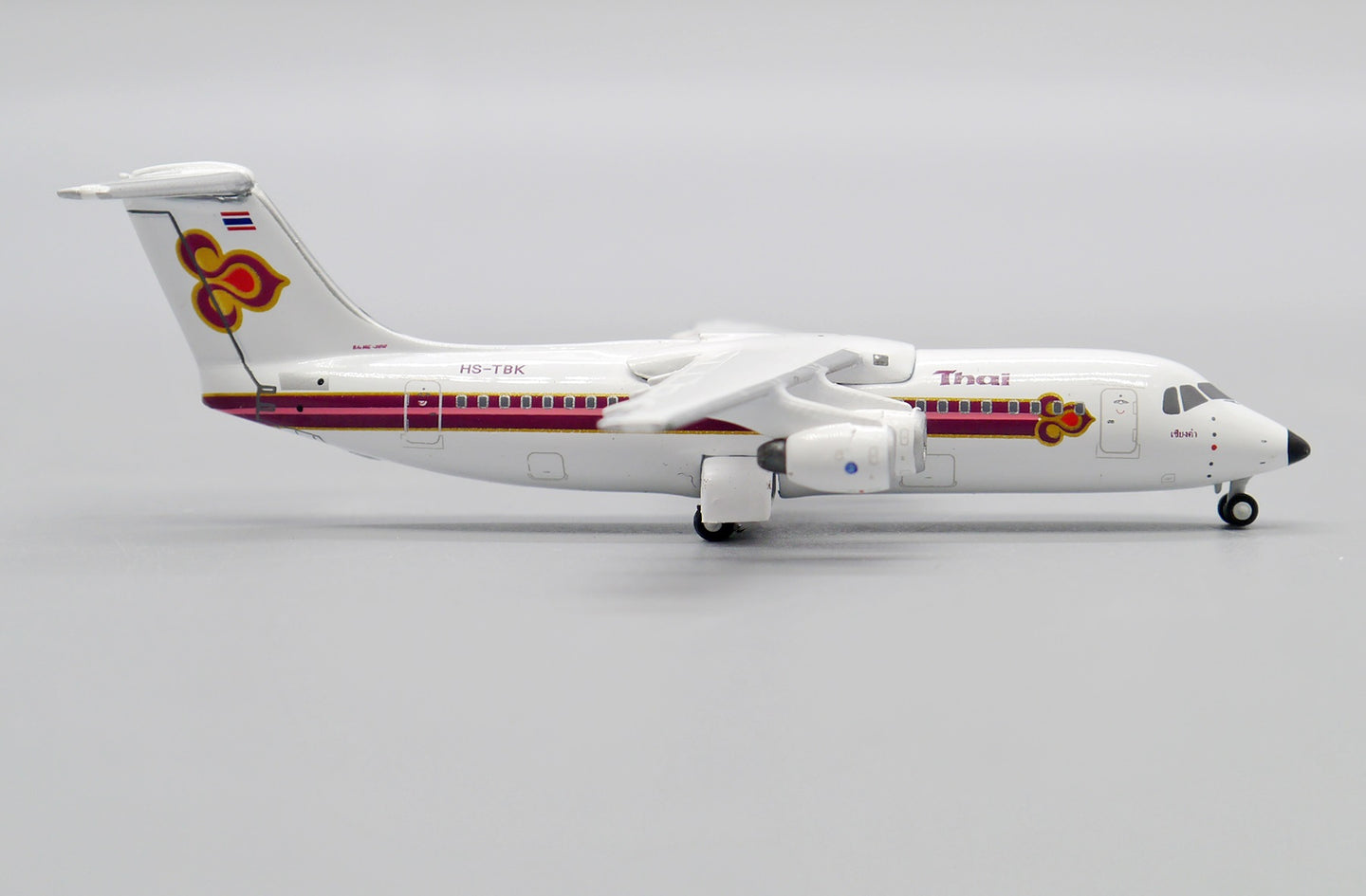 JCWINGS BAE 146-300 THAI AIRWAYS REG: HS-TBK