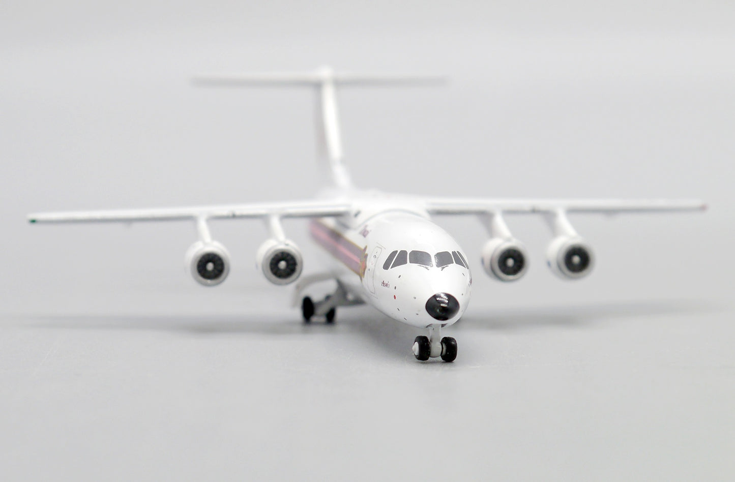 JCWINGS BAE 146-300 THAI AIRWAYS REG: HS-TBK