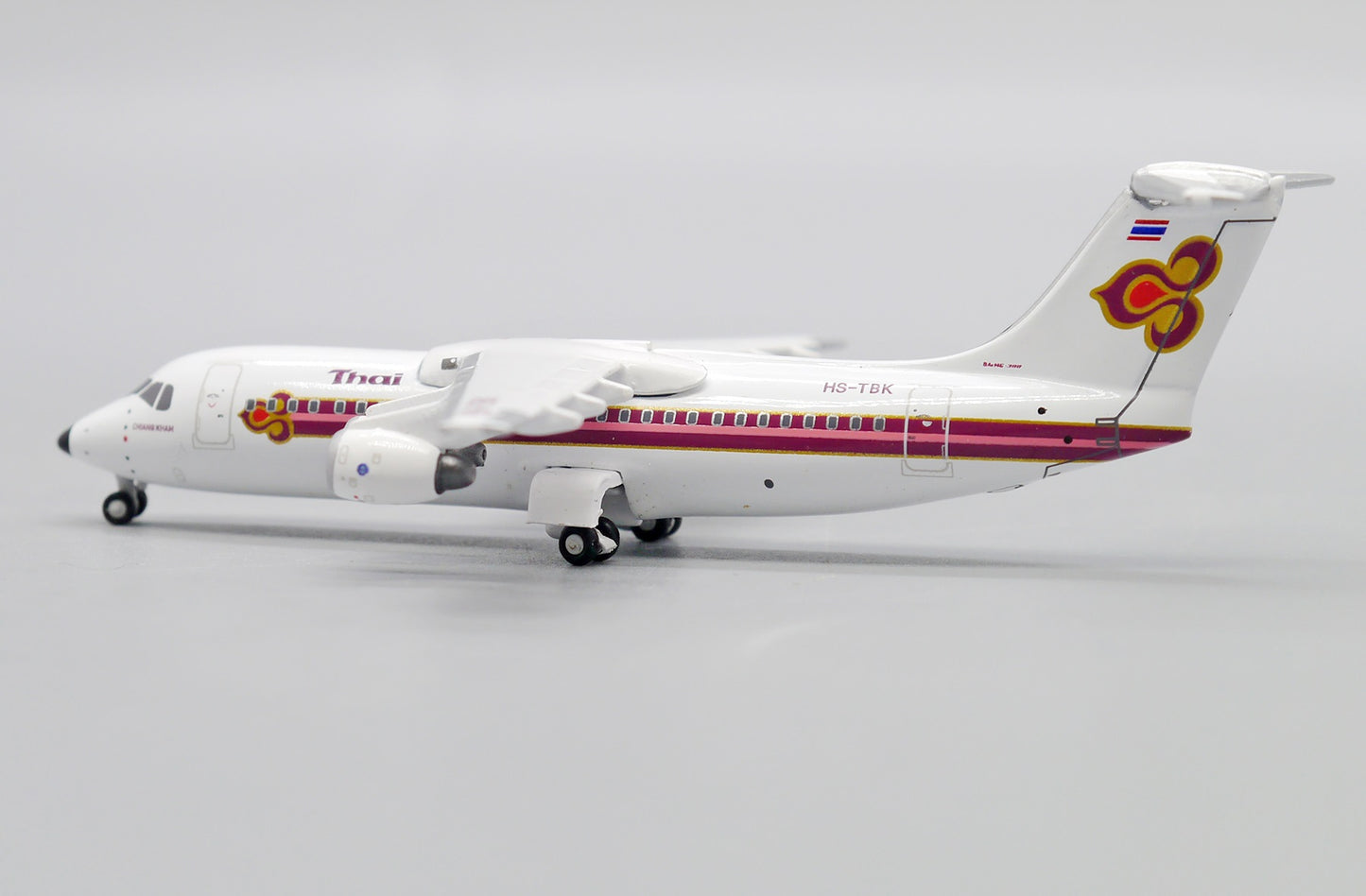 JCWINGS BAE 146-300 THAI AIRWAYS REG: HS-TBK
