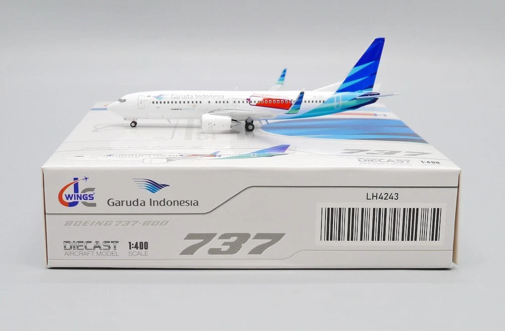 JC WINGS B737-800 GARUDA INDONESIA "SUKSESKANVAKSINASI" REG: PK-GFT