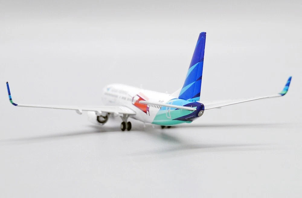 JC WINGS B737-800 GARUDA INDONESIA "SUKSESKANVAKSINASI" REG: PK-GFT