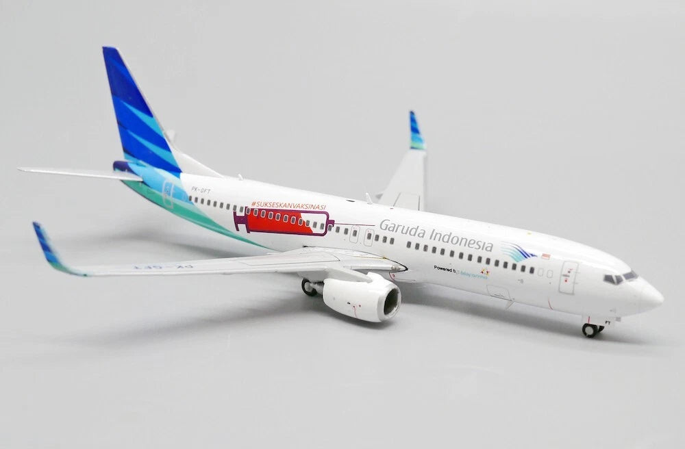 JC WINGS B737-800 GARUDA INDONESIA "SUKSESKANVAKSINASI" REG: PK-GFT