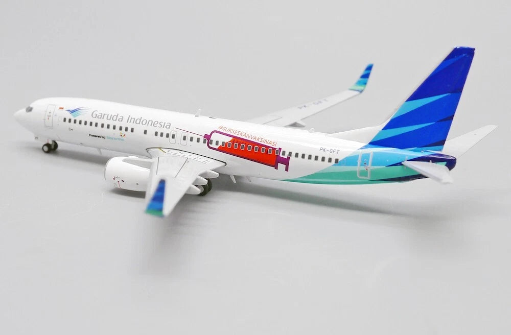 JC WINGS B737-800 GARUDA INDONESIA "SUKSESKANVAKSINASI" REG: PK-GFT