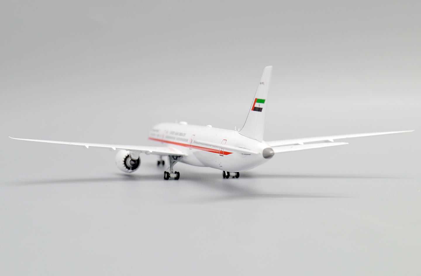 JCWINGS B787-9 UAE ABU DHABI REG: A6-PFE