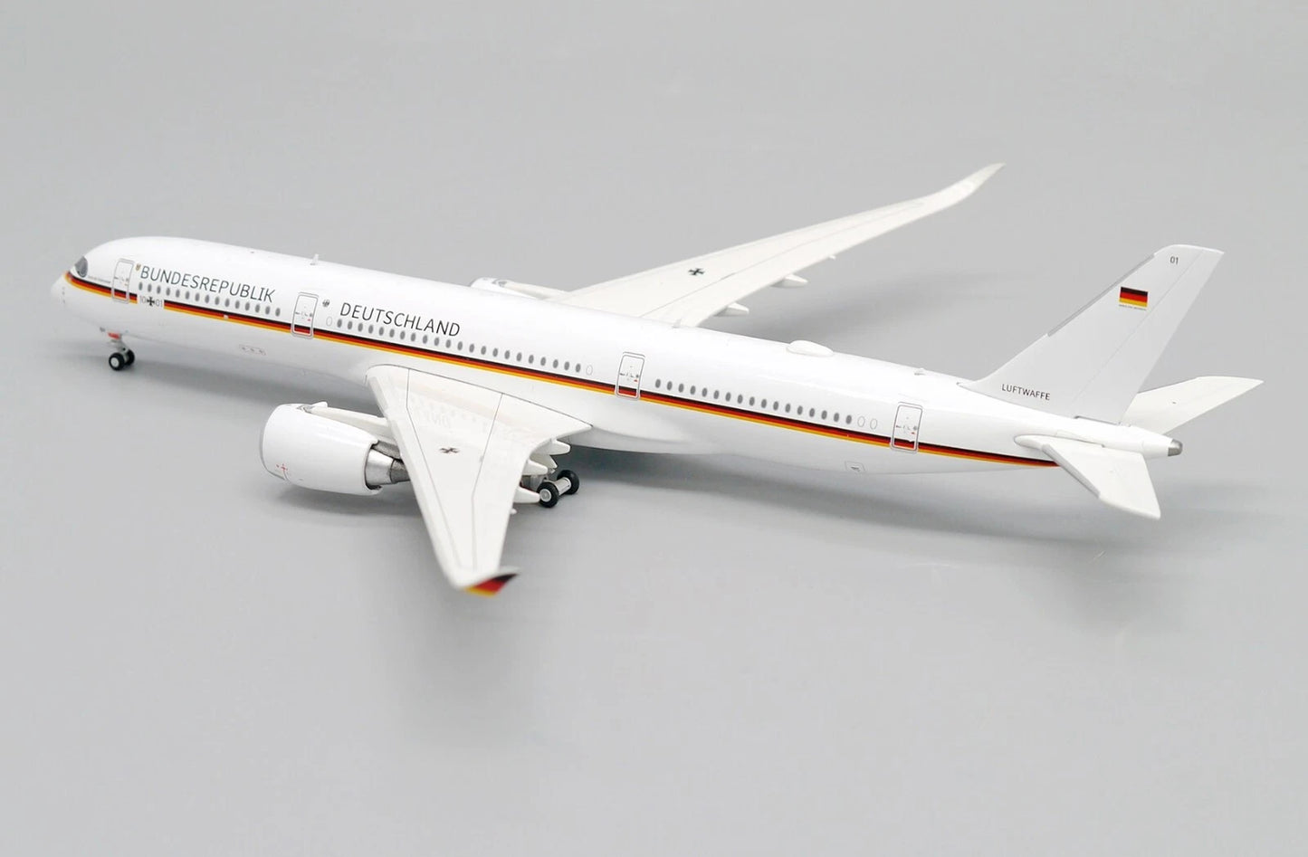 JCWINGS A350-900ACJ LUFTWAFFE REG: 10+01