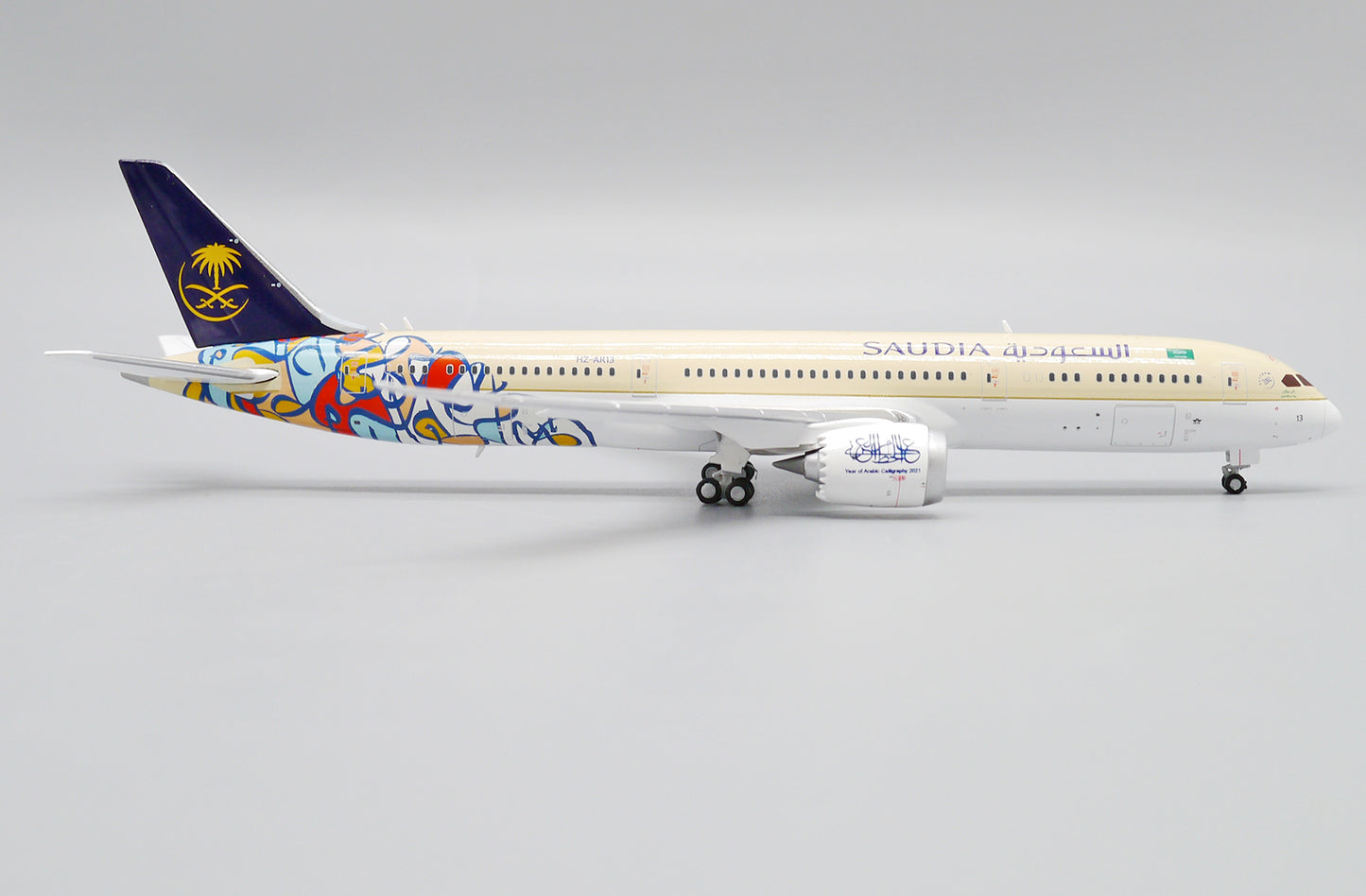 JCWINGS SAUDI ARABIAN AIRLINES B787 REG: HZ-AR13