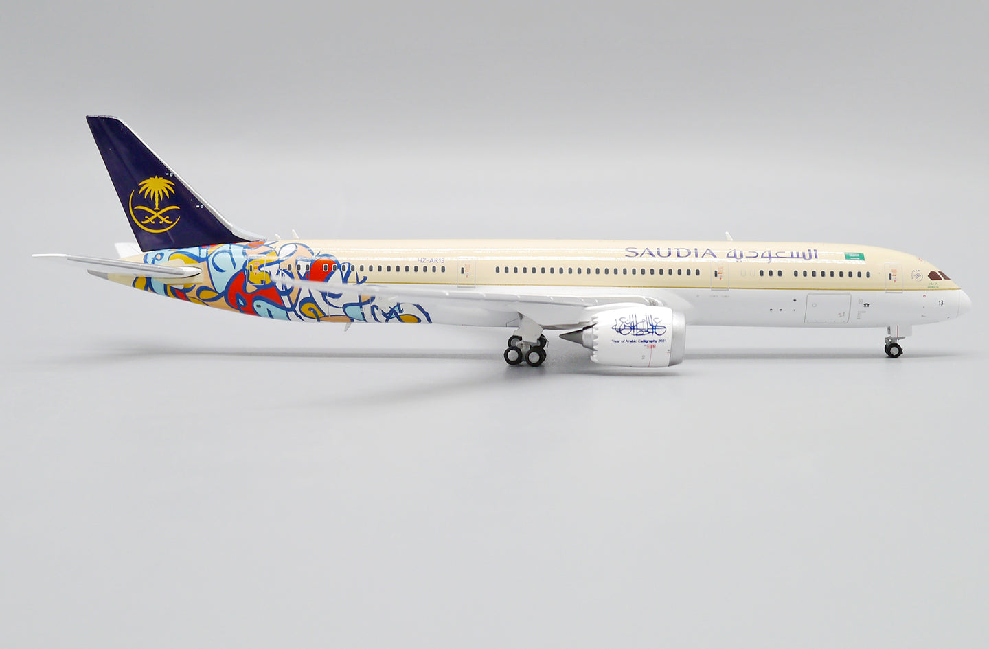 JCWINGS SAUDI ARABIAN AIRLINES B787 REG: HZ-AR13