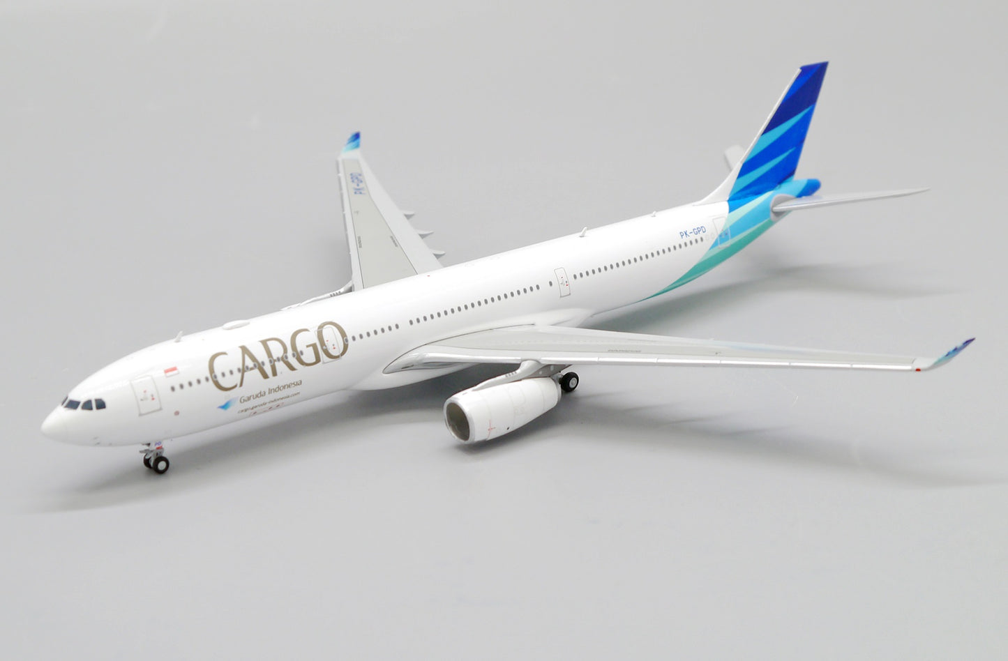 JC WINGS A330-300 GARUDA INDONESIA "CARGO TITLE" REG: PK-GPD