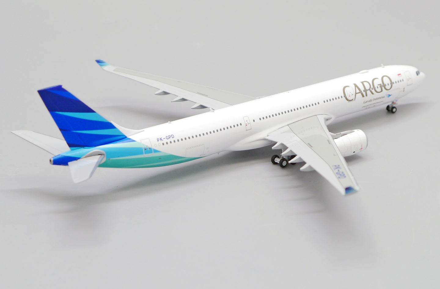 JC WINGS A330-300 GARUDA INDONESIA "CARGO TITLE" REG: PK-GPD