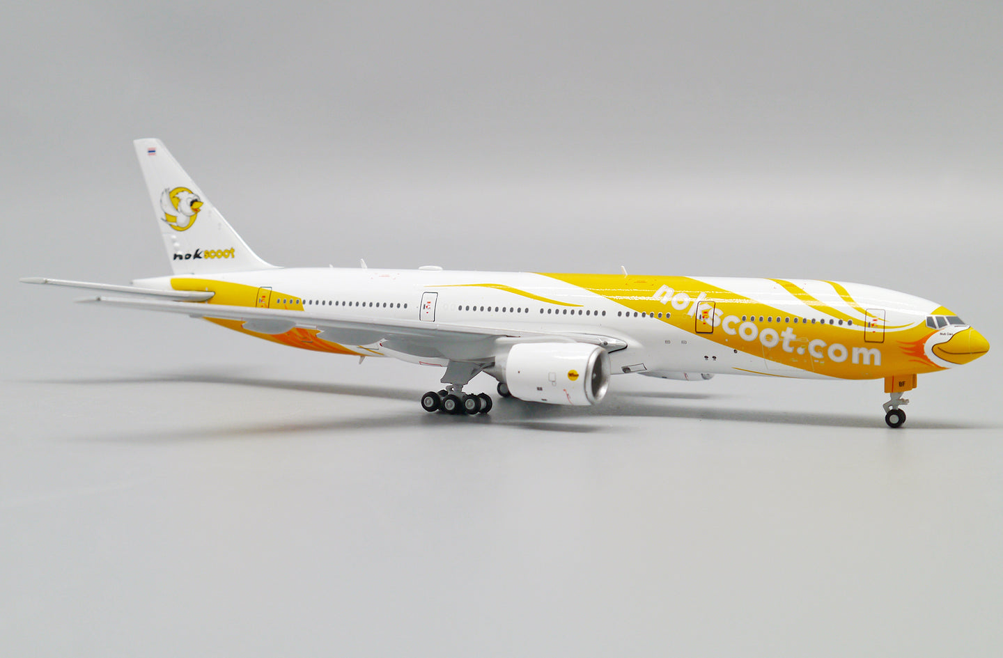 JCWINGS B777-200ER  NOKSCOOT REG: HS-XBF