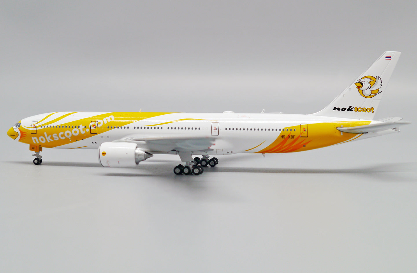 JCWINGS B777-200ER  NOKSCOOT REG: HS-XBF